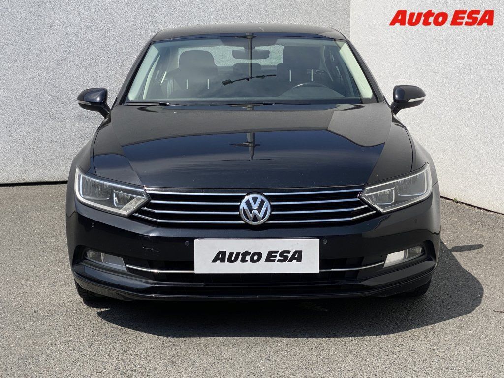 Volkswagen Passat, 2.0TDI,ČR - fotka 2