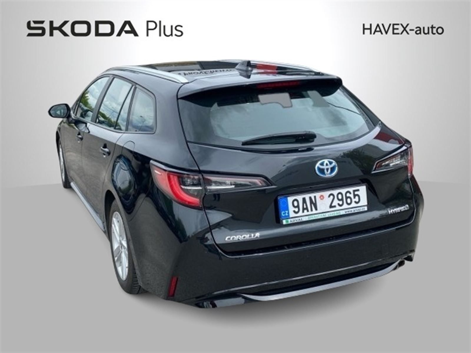 Toyota Corolla, TS 2.0 Hybrid e-CVT AT Comfort - fotka 2