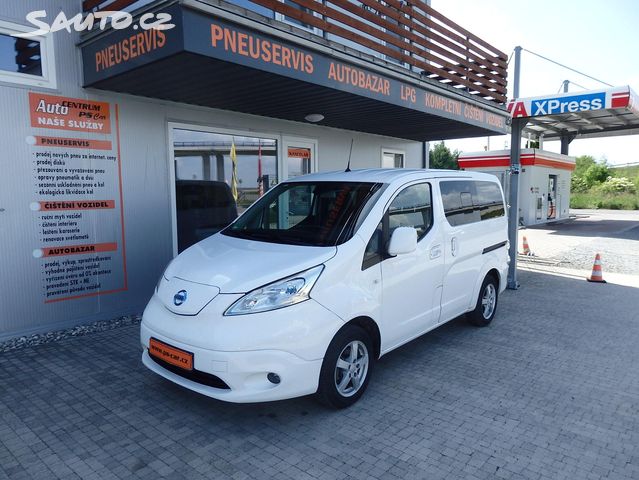 Nissan NV200