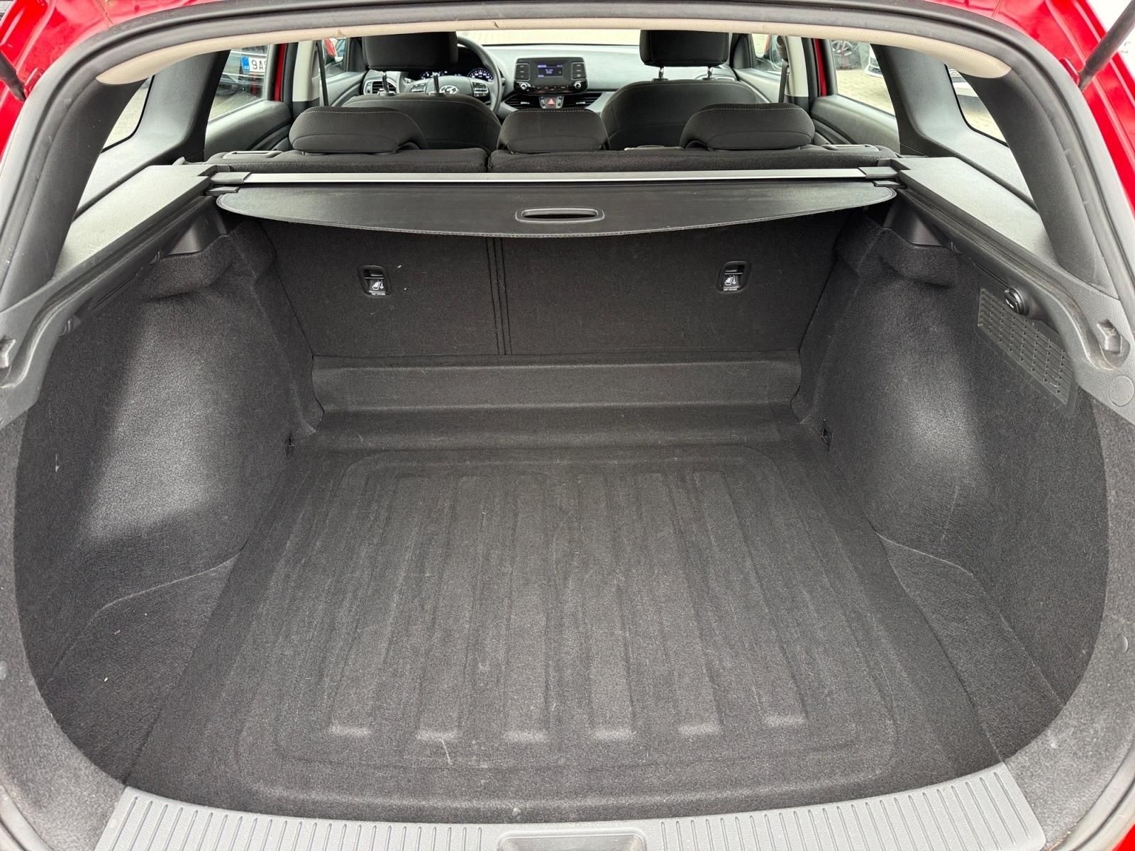 Hyundai i30, START PLUS 1.5i 80kW CZ DPH - fotka 6
