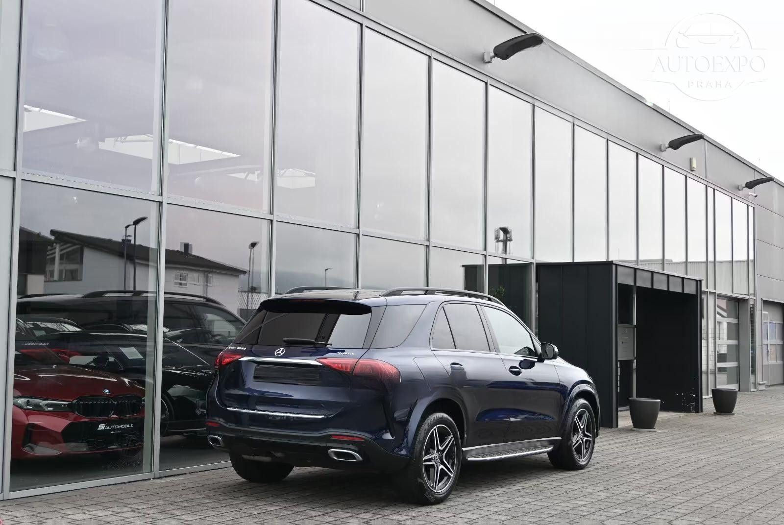 Mercedes-Benz GLE, GLE 300 4Matic AMG Line ° - fotka 5
