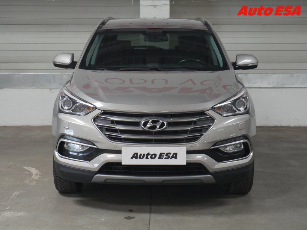 Hyundai Santa Fe, 2.2 CRDi 4WD,ČR,AT,navi - fotka 2