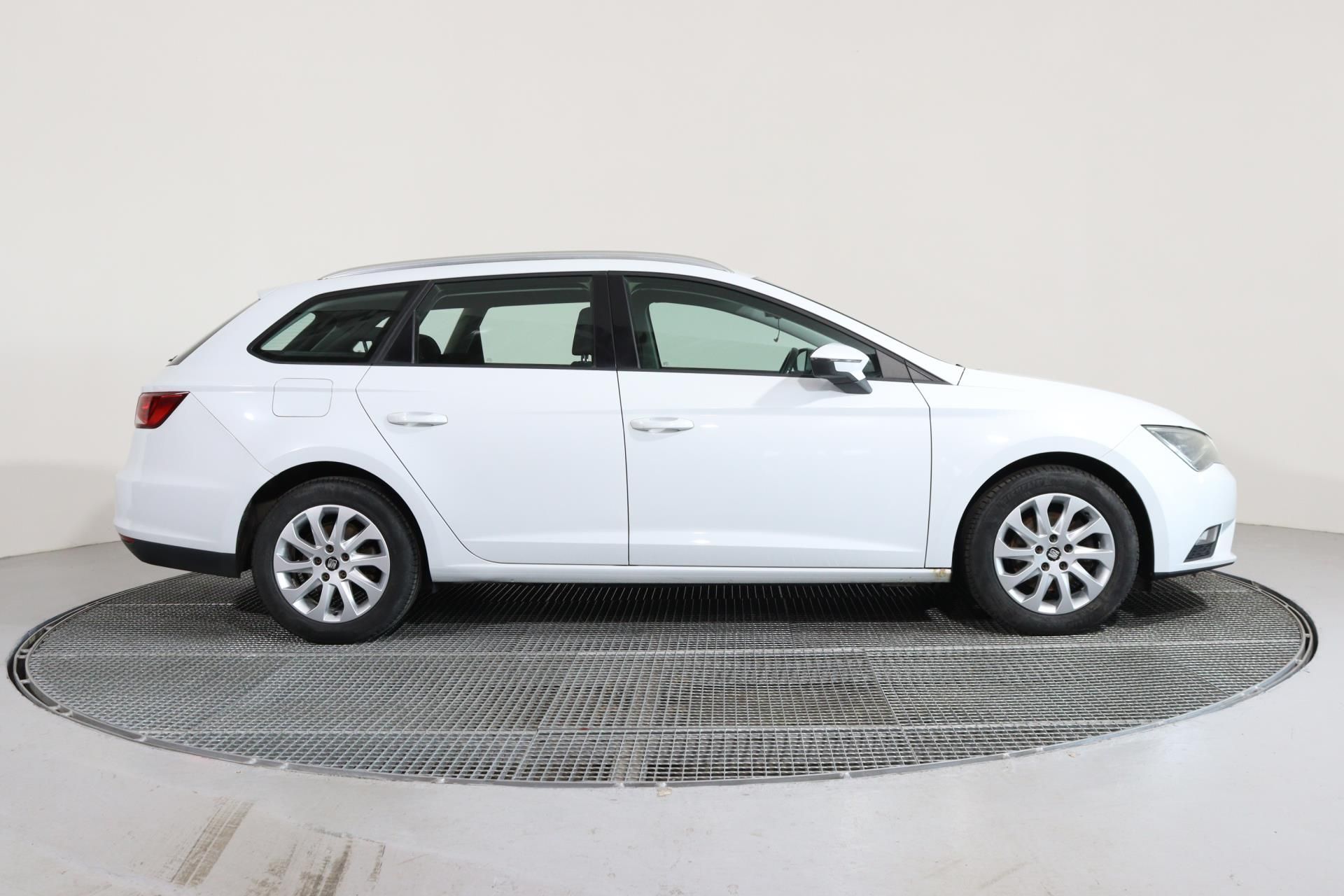 Seat Leon, ST Style 1.4 TGI CNG 81kW - fotka 3