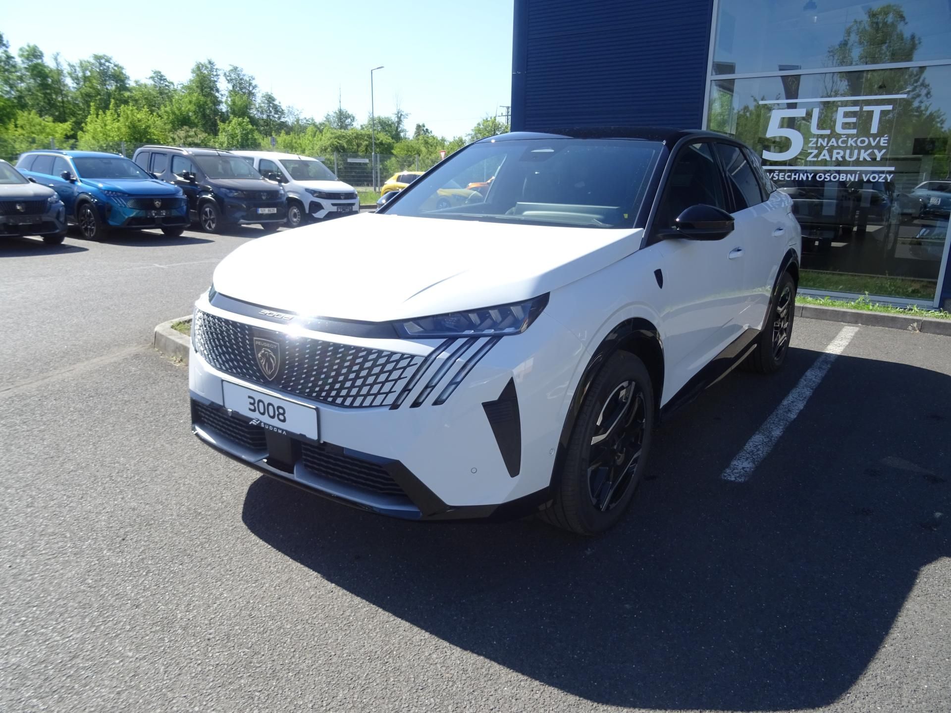 Peugeot 3008, GT Elektromotor 157kW / 210k - fotka 3