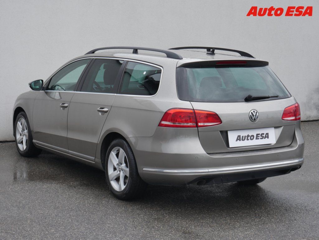 Volkswagen Passat, 1.6TDi - fotka 6