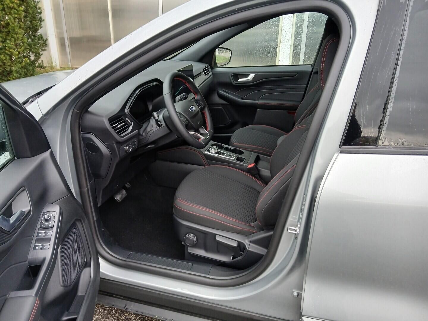 Ford Kuga, , 1.5 EcoBoost (137 kW - fotka 4