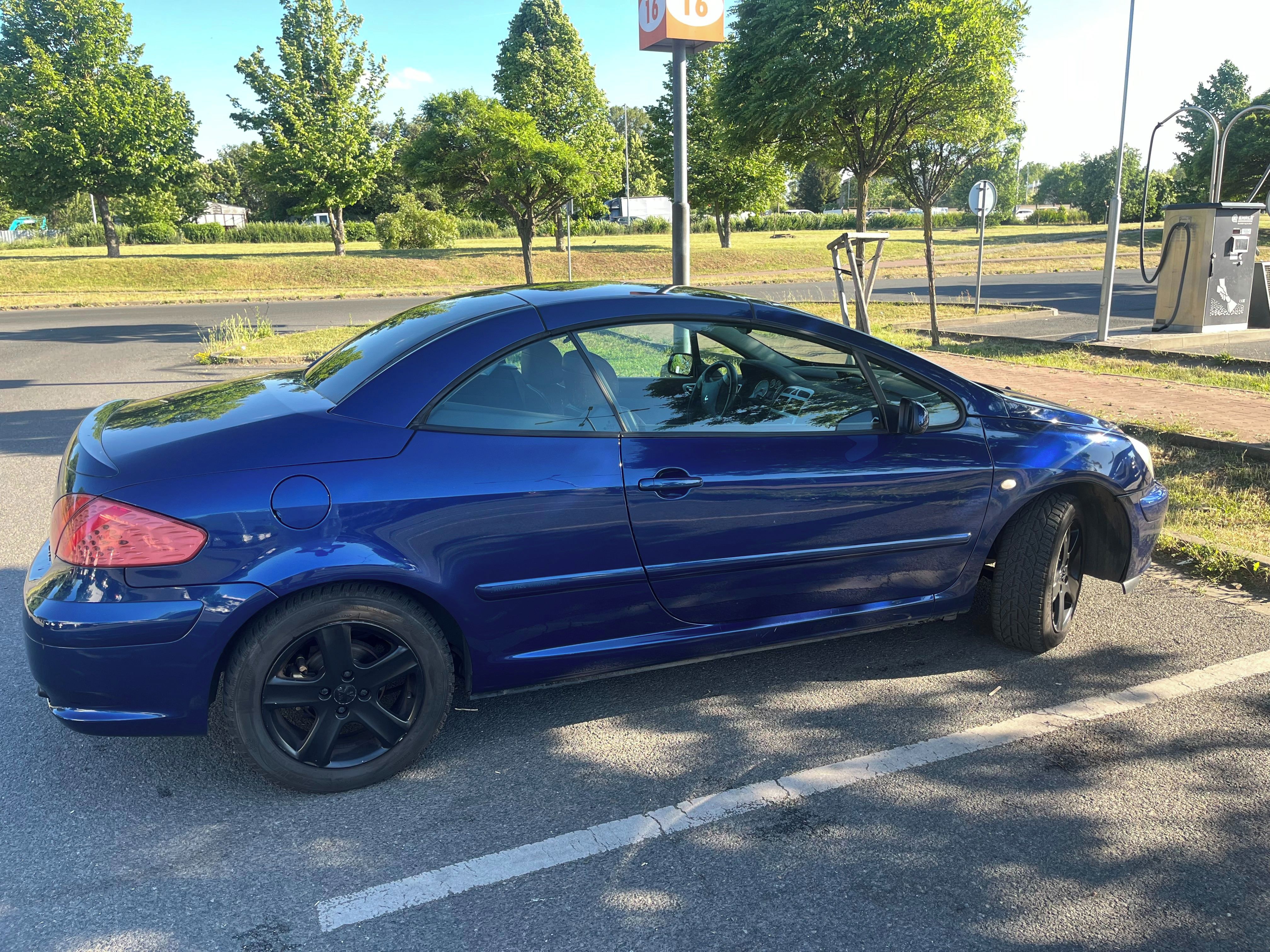 Peugeot 307, PEUGEOT 307cc roku 2004 - fotka 5