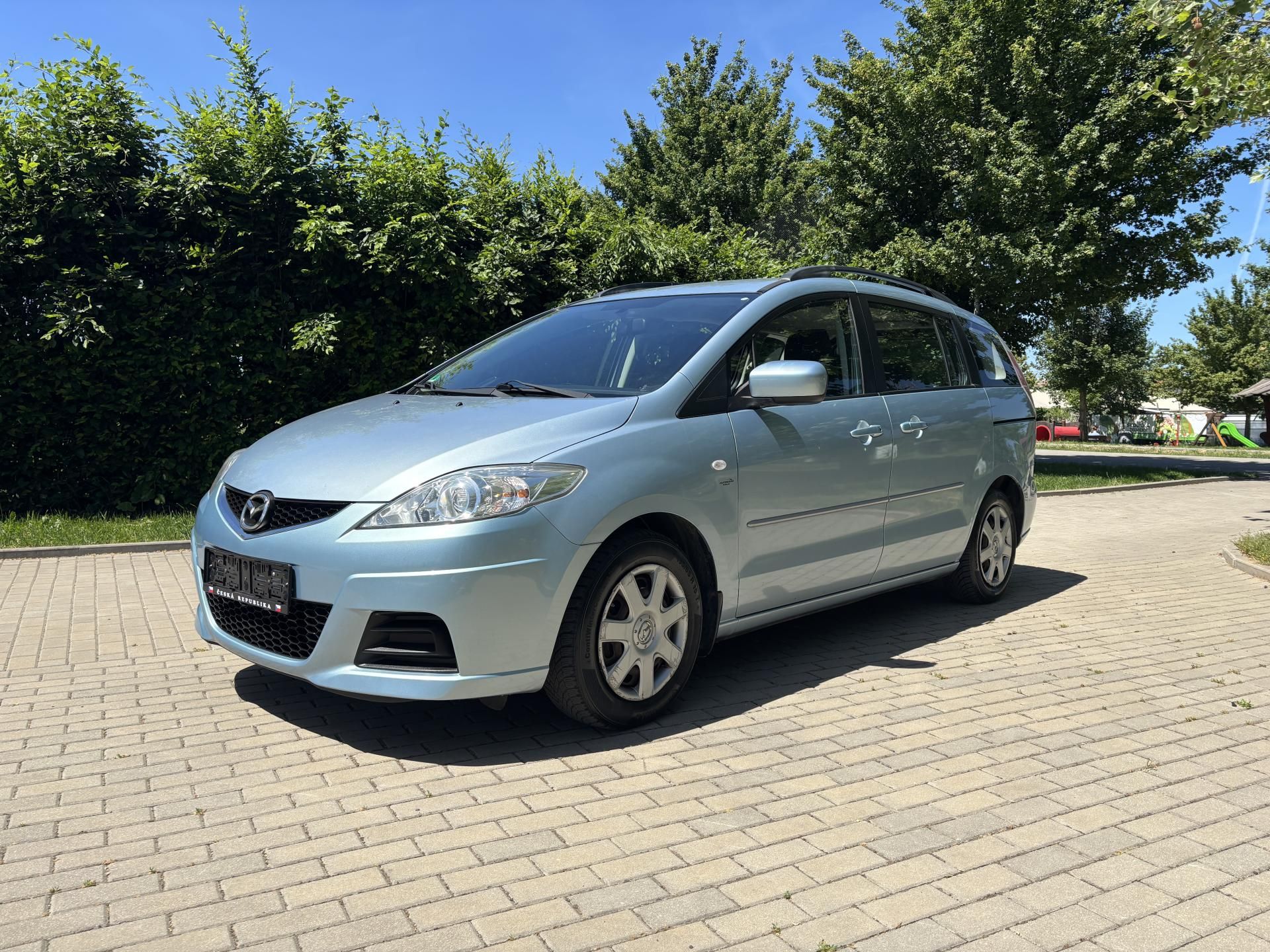 Mazda 5, 2.0 Exclusive - fotka 2