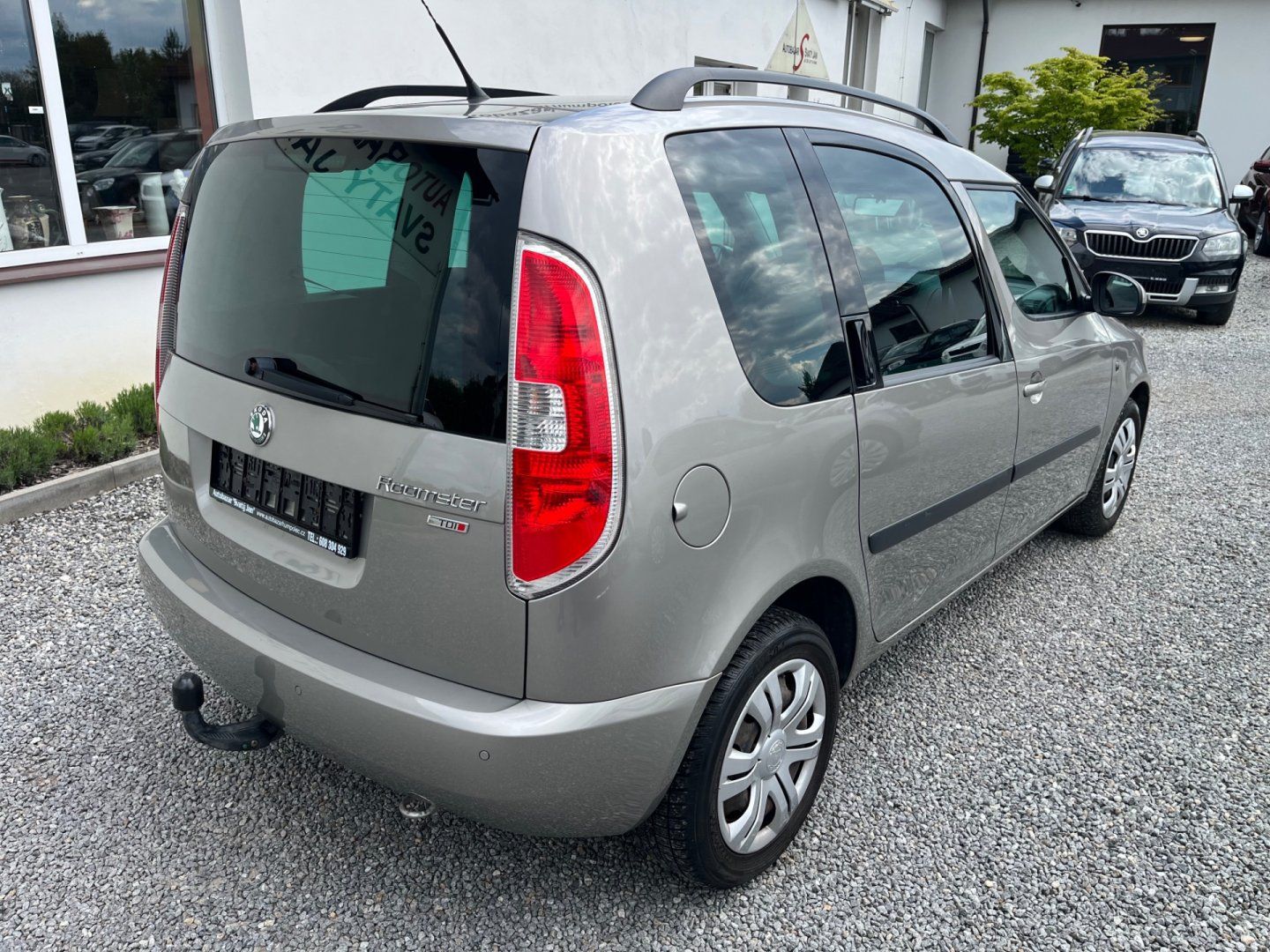 Škoda Roomster, 1.6 TDI Velmi pěkný - fotka 2