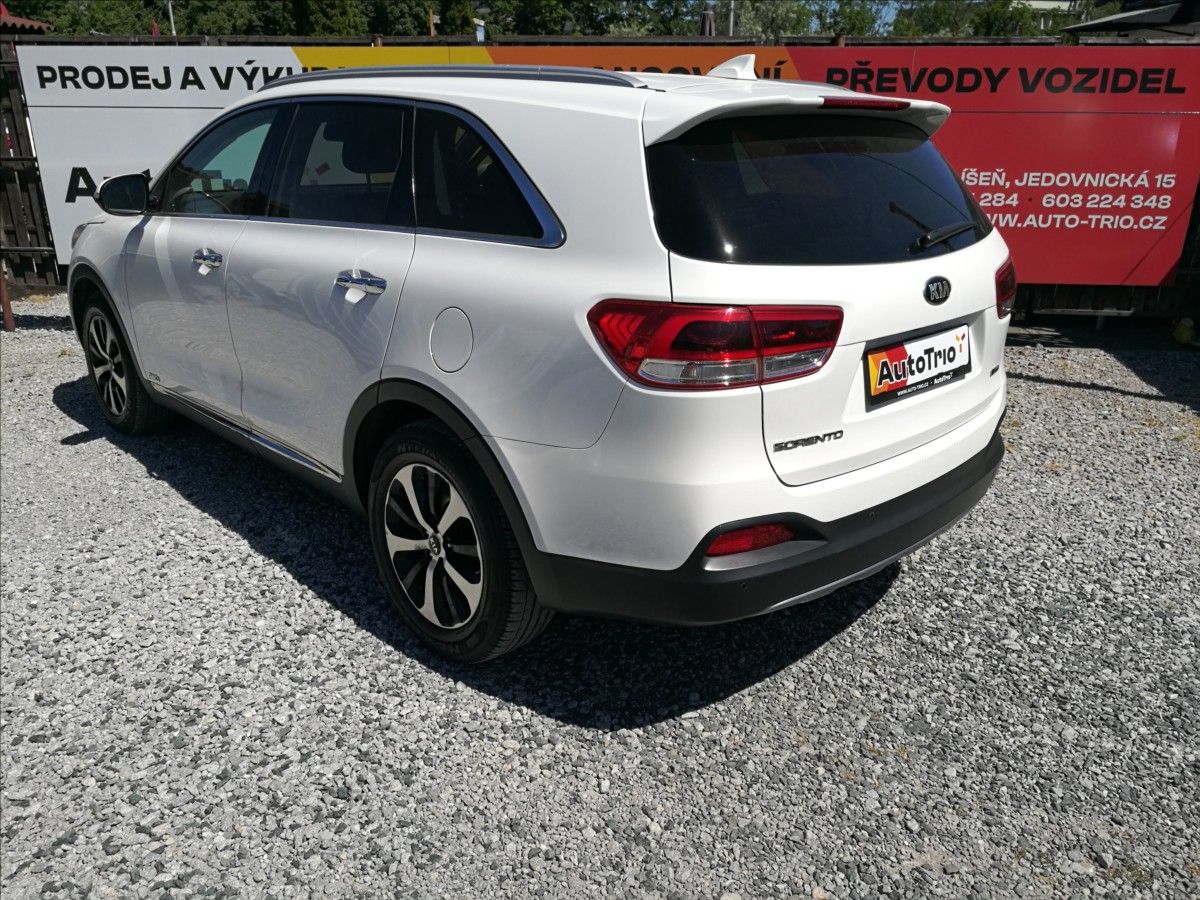 Kia Sorento, 2,2 CRDi AWD ECOdynamics - fotka 4