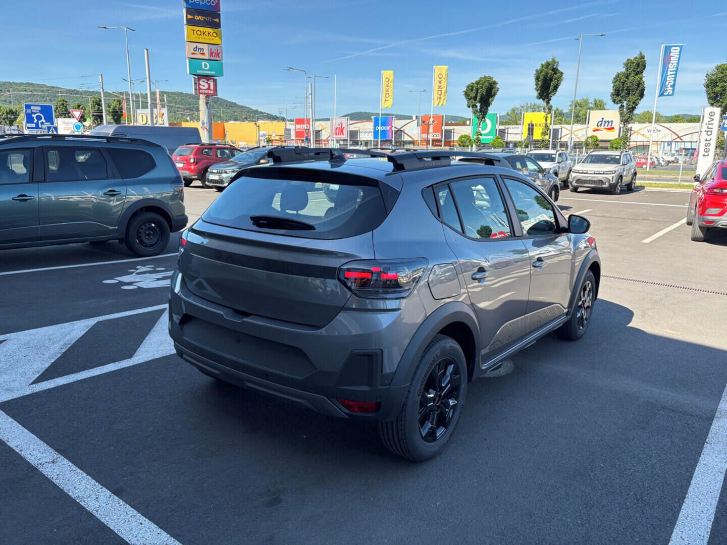 Dacia Sandero, Stepway Extreme TCe 110 81 kW - fotka 4