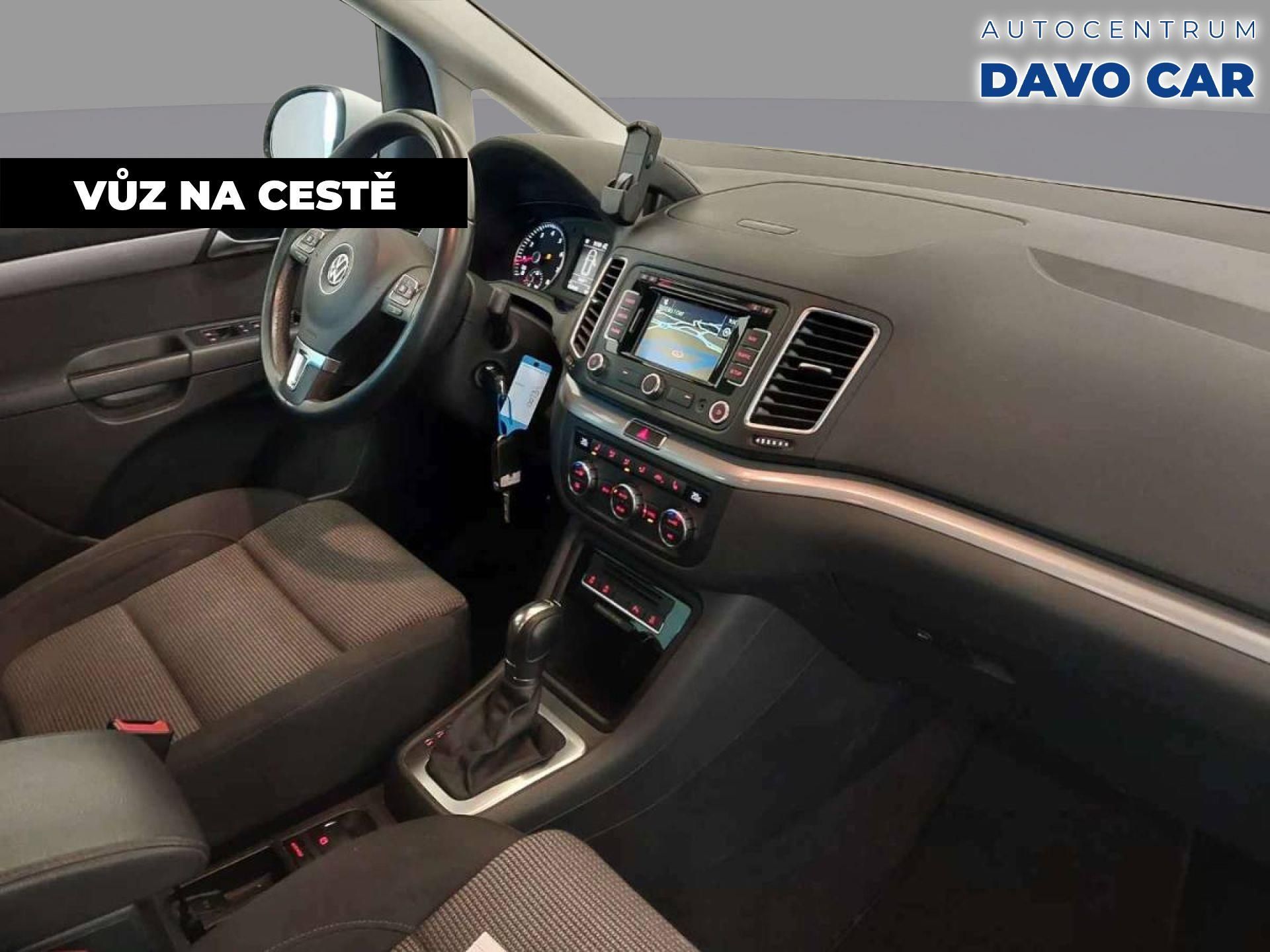 Volkswagen Sharan, 2,0 TSI 110kW DSG Xenon 7-Míst - fotka 3
