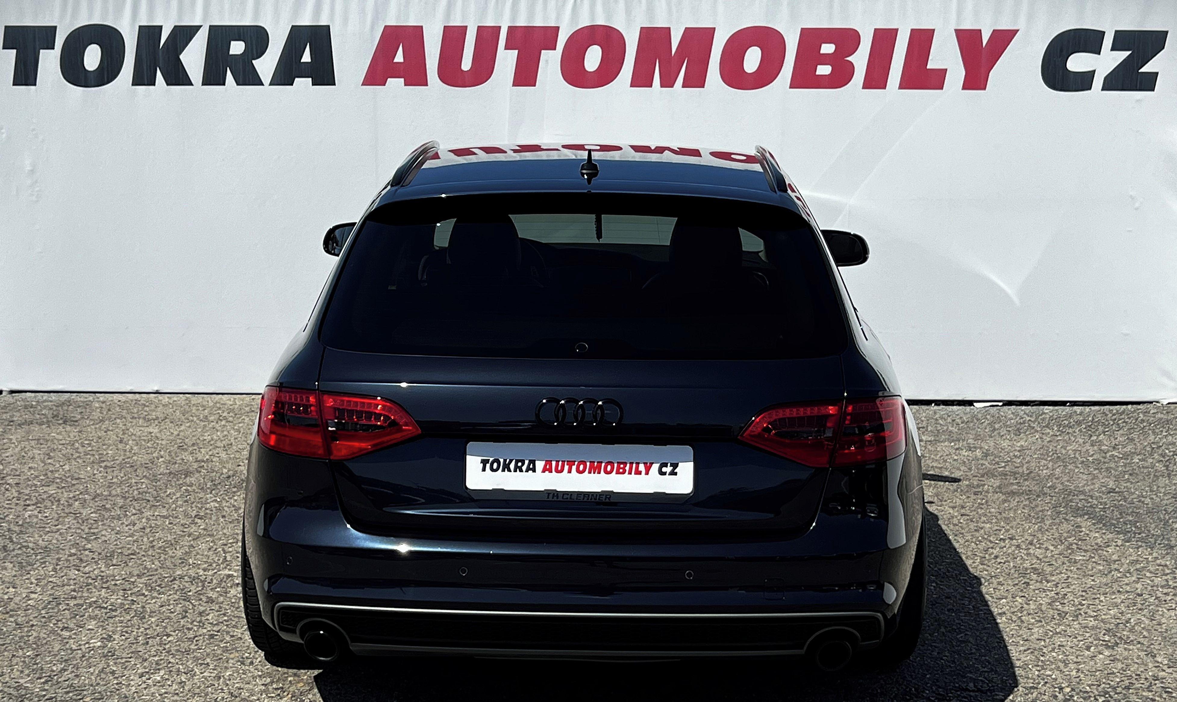 Audi A4, 3.0TDI Quattro S-Line ACC Navi - fotka 5