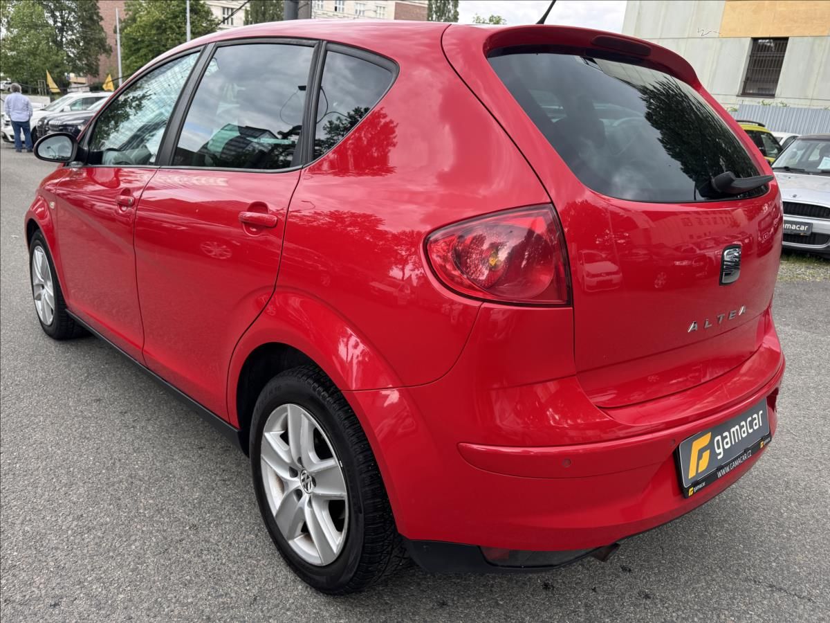 Seat Altea, 1,9 BEZ KOROZE+NOVÉ ROZVODY !! - fotka 6