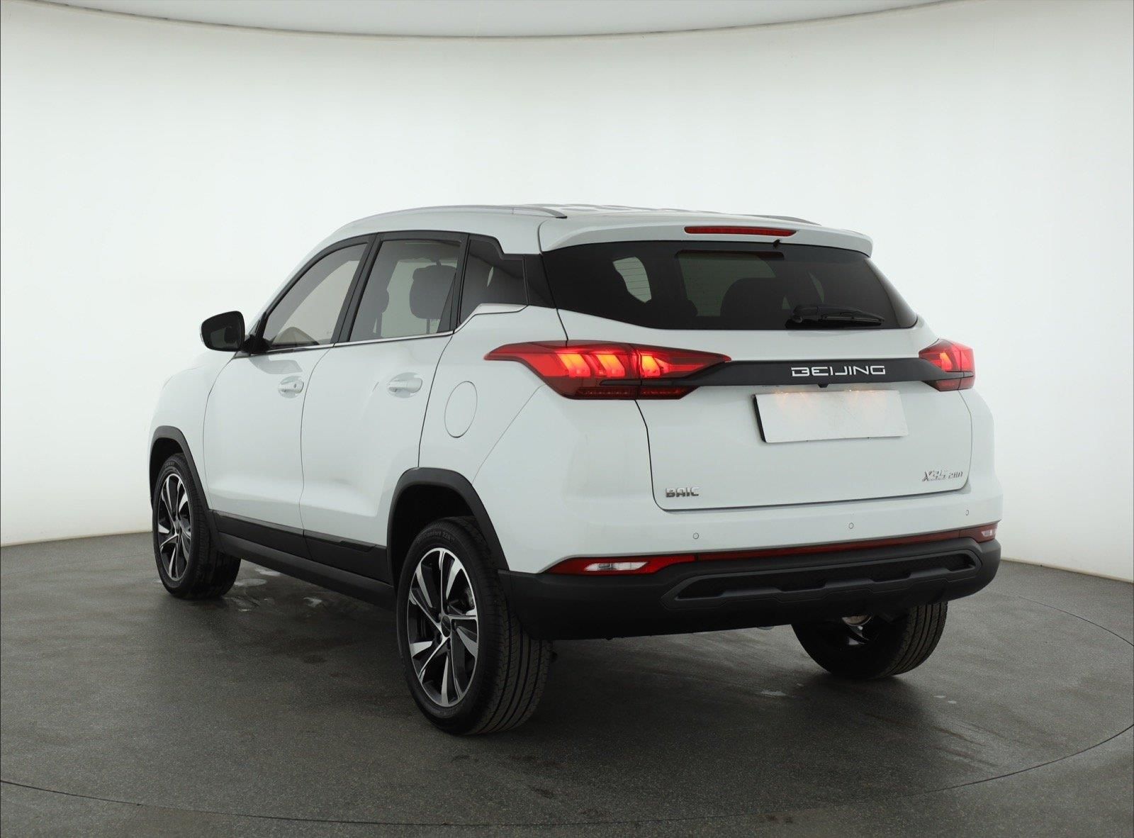 BAIC X3, 1.5T, Záruka, Serv.kniha, Kůže - fotka 4