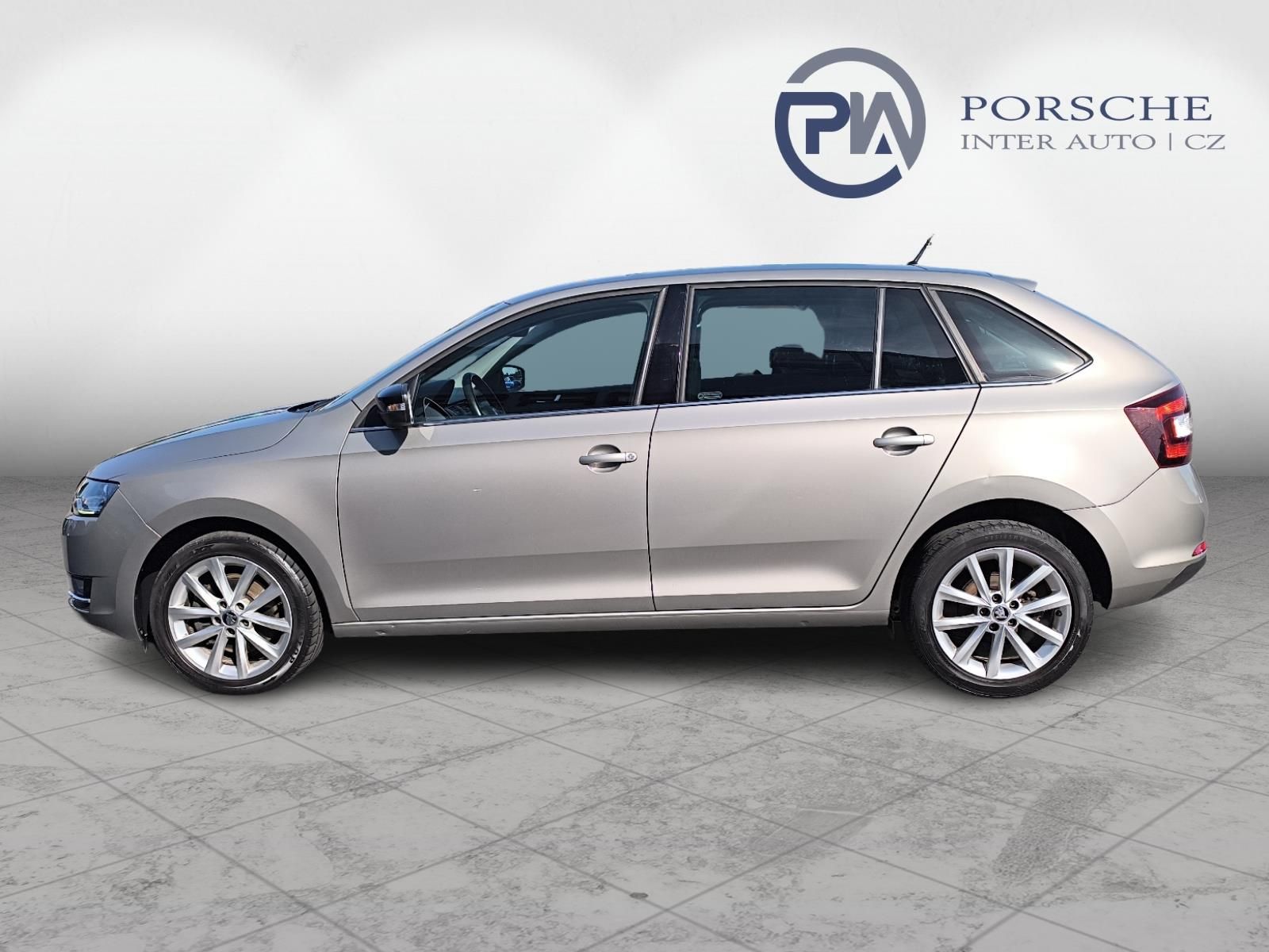 Škoda Rapid, Spaceback StylePlus 1.0TSI . - fotka 4