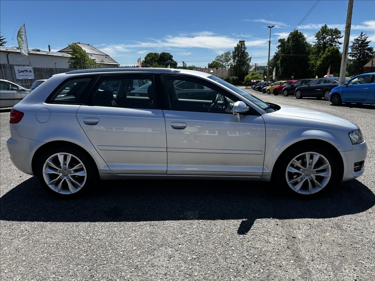 Audi A3, 1,2 TFSI-AUT.KLIMA  Sportback - fotka 6