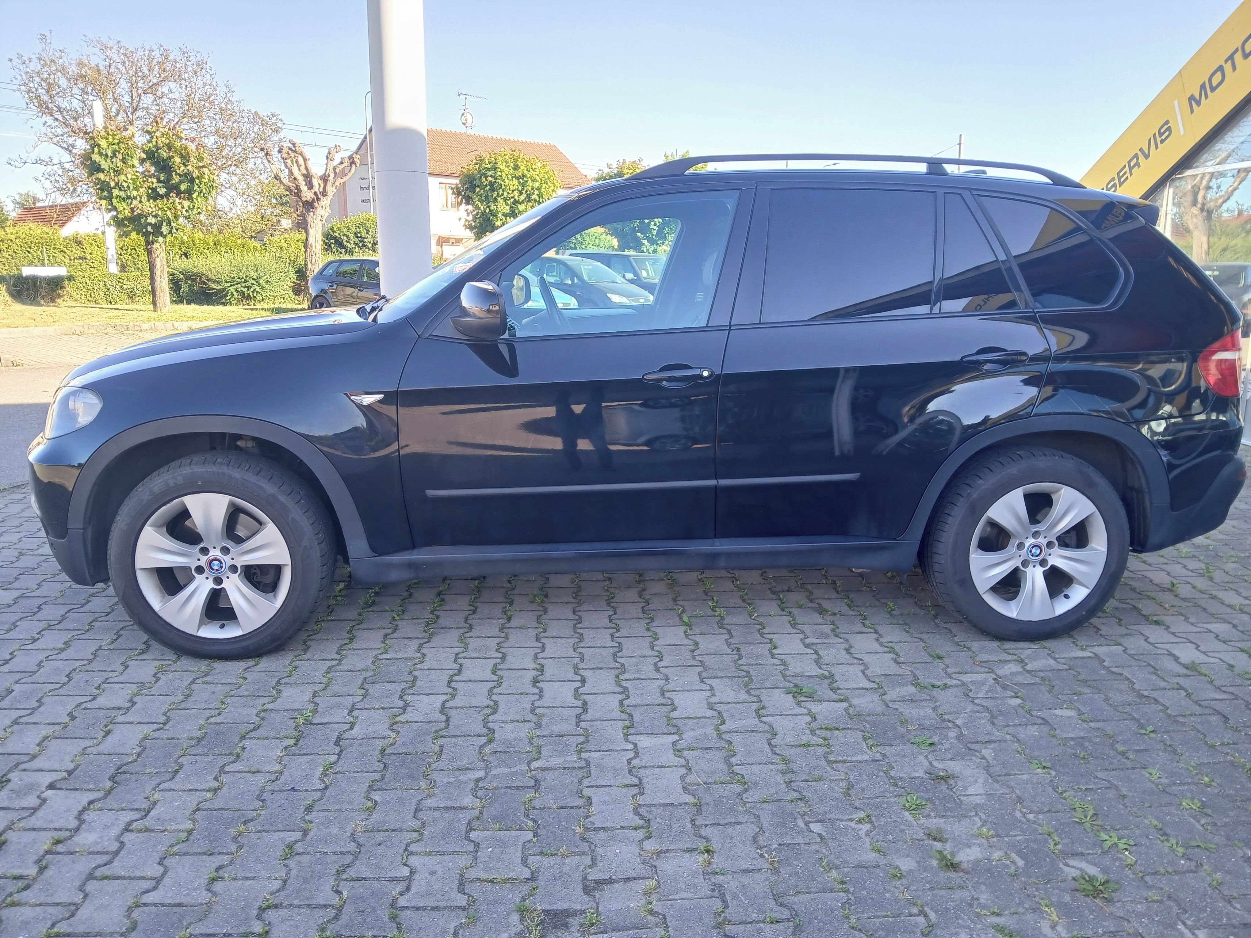 BMW X5, 35d, 210kW, - fotka 2