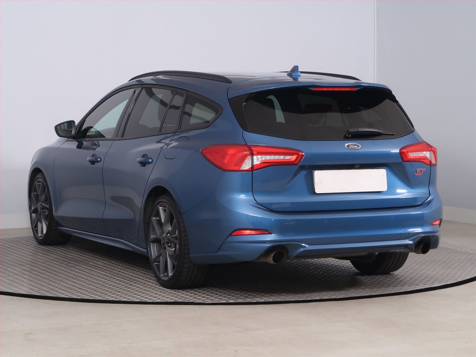 Ford Focus, 2.3 EcoBoost ST, Záruka - fotka 4