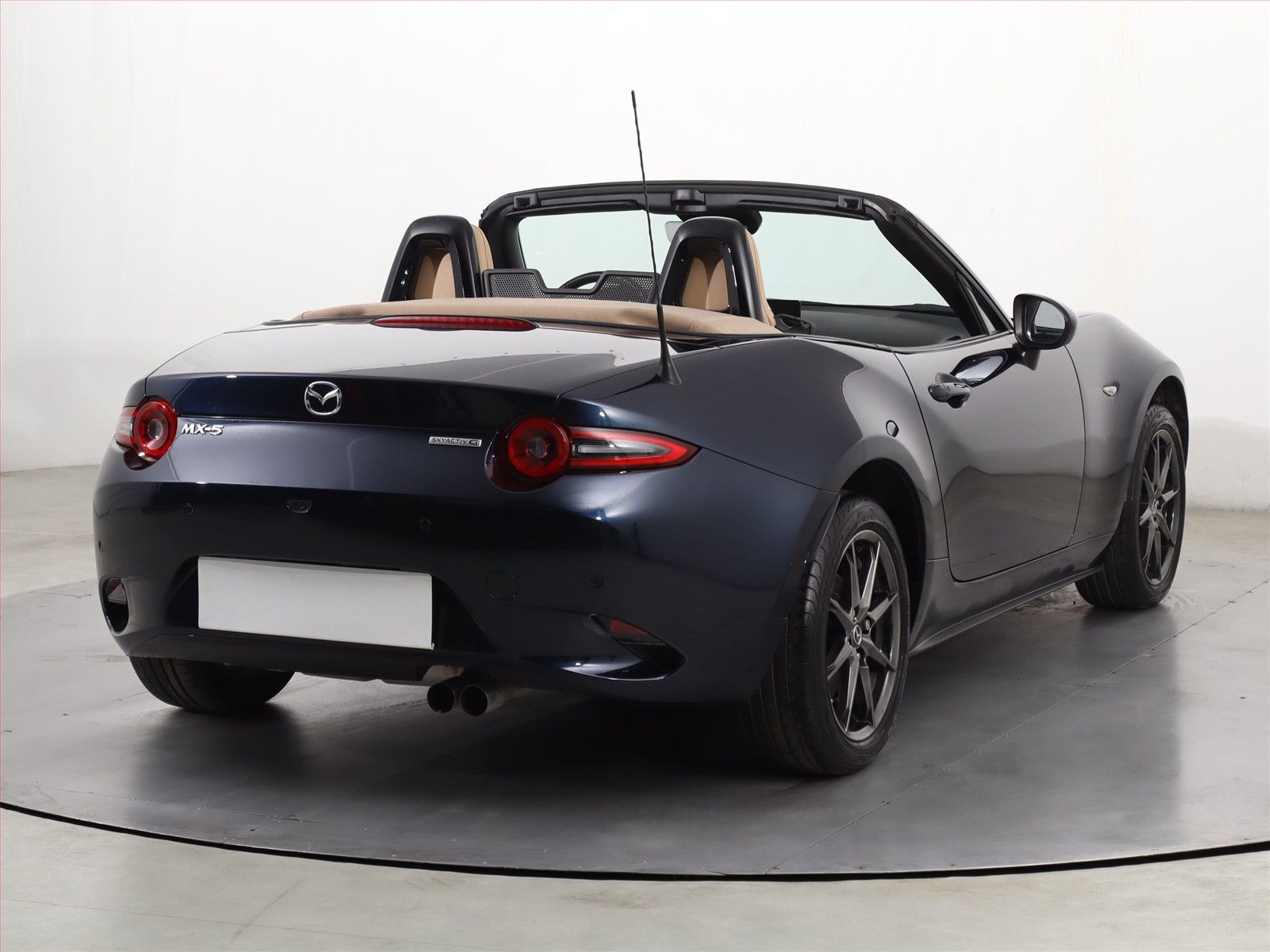 Mazda MX-5, 1.5 Skyactiv G - fotka 5