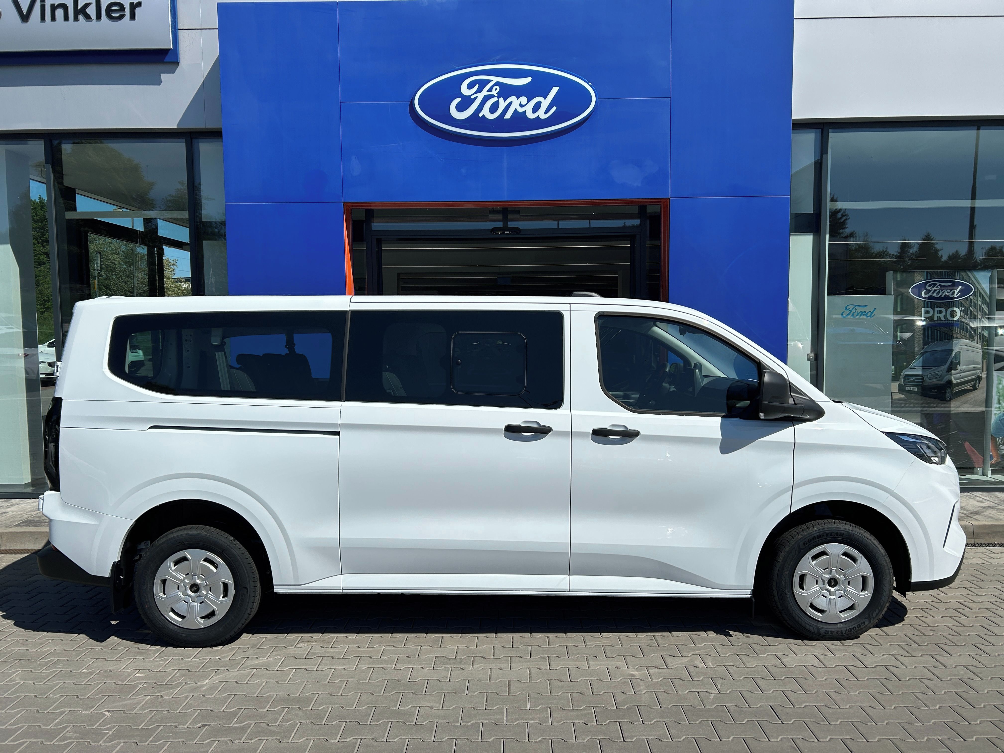 Ford Transit Custom, 2.0 EcoBlue 100kW Trend 320 L2 - fotka 3