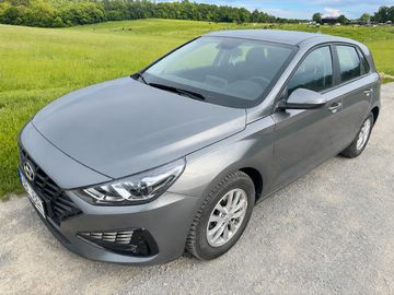 1.0T-GDi 88kW COMF. KAMERA ČR