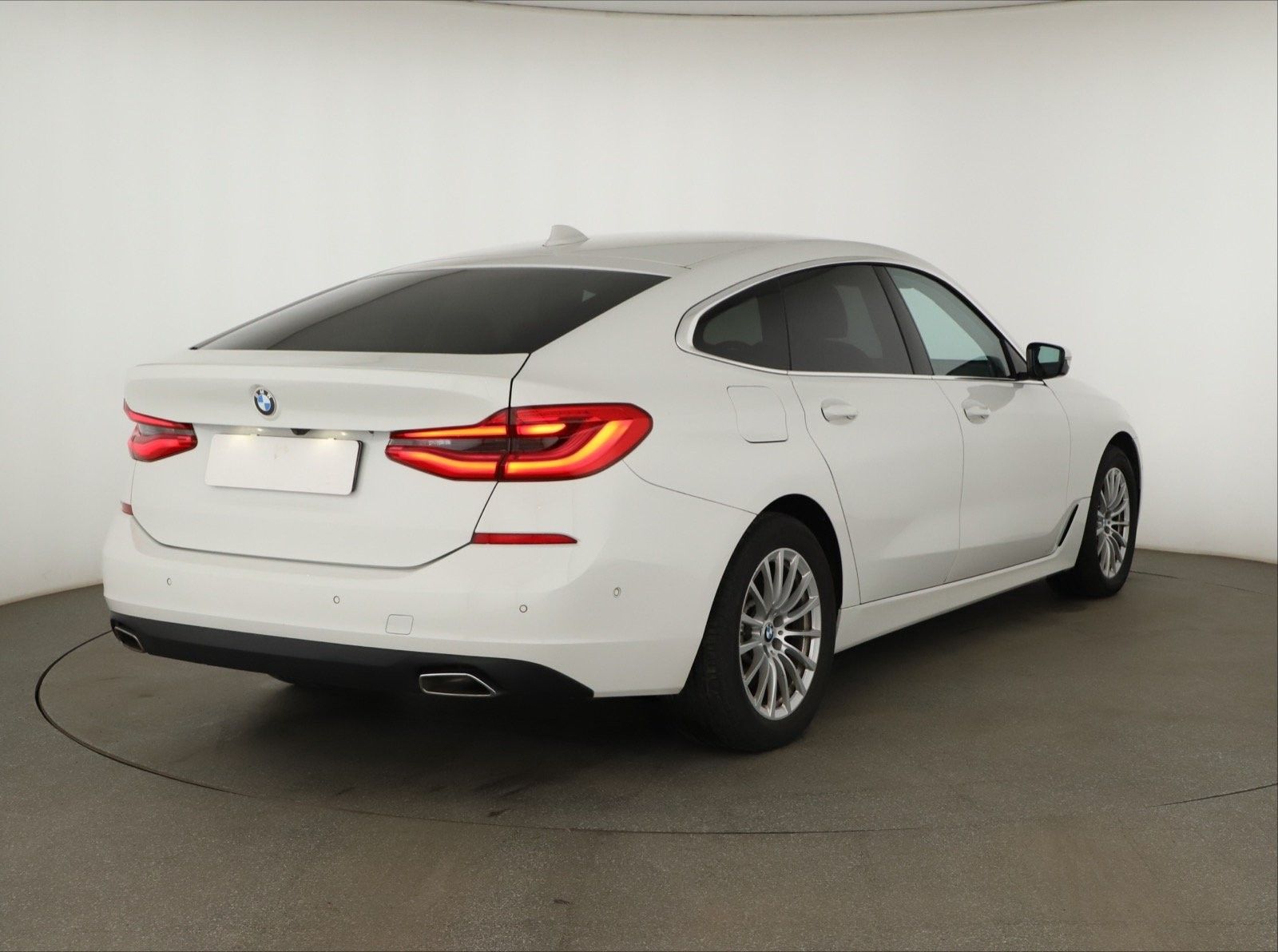 BMW Řada 6, 640i xDrive GT - fotka 5