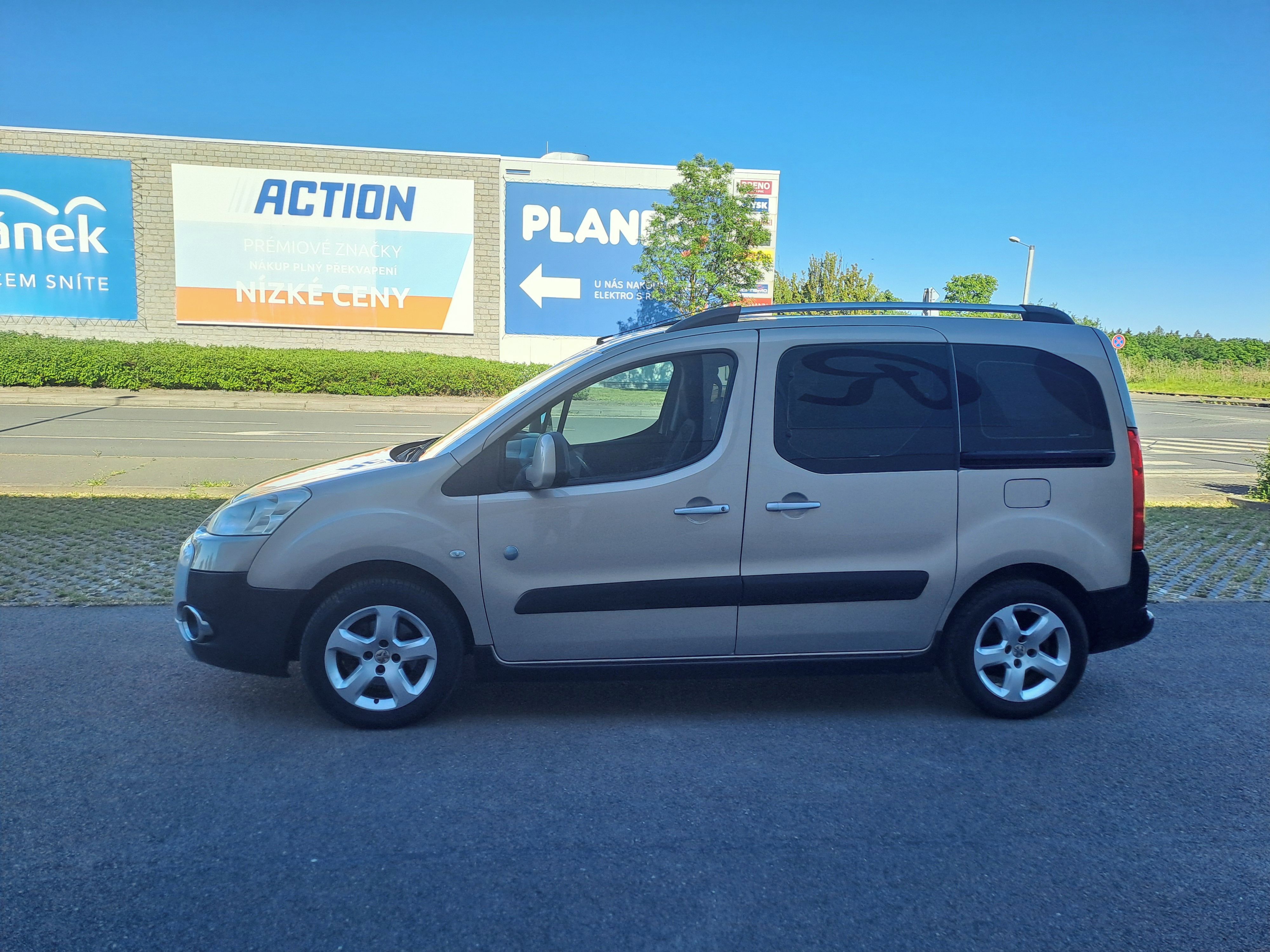 Peugeot Partner, 1.6HDI 68KW TEPE PĚKNÉ+KOLA - fotka 4