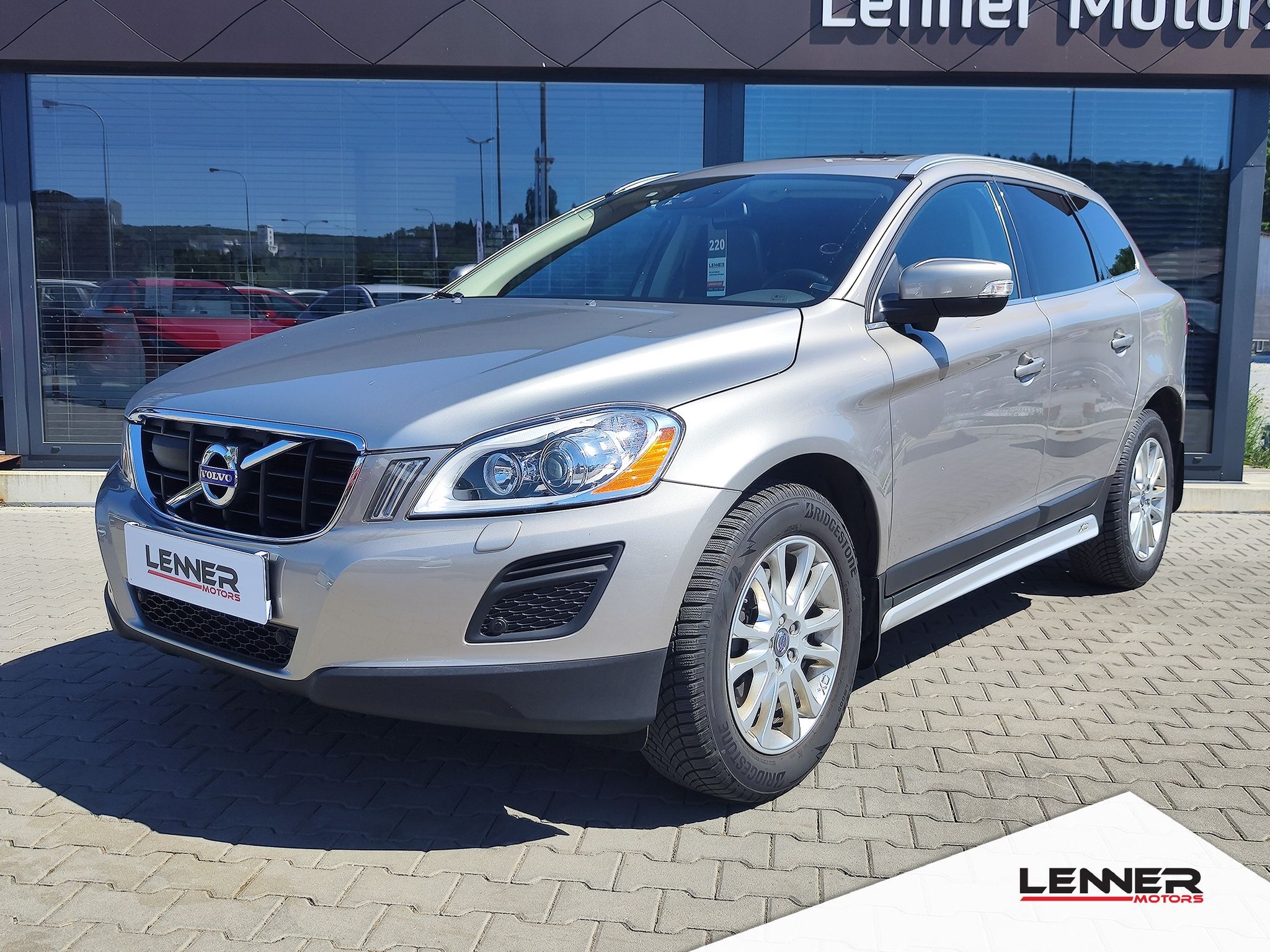 Volvo XC60, D5 2.4D/158kW Summum AWD