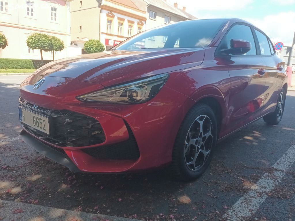 MG MG3, 1.5i 4valc 85kw Eleganc 7let z