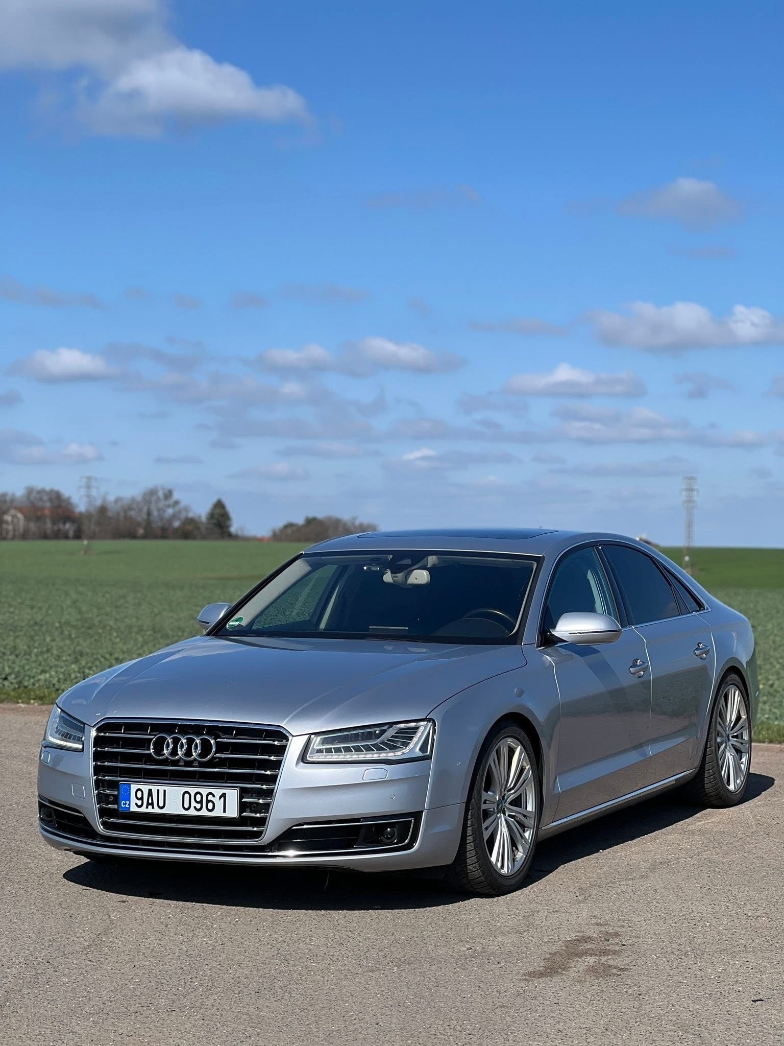Audi A8 - fotka 2