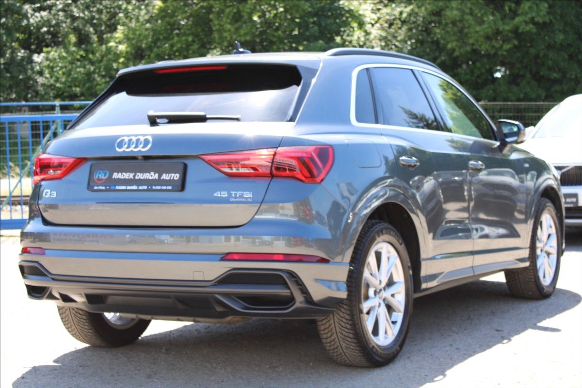 Audi Q3, 2,0 TFSI  DPH,A/T,4x4,S-LINE - fotka 5