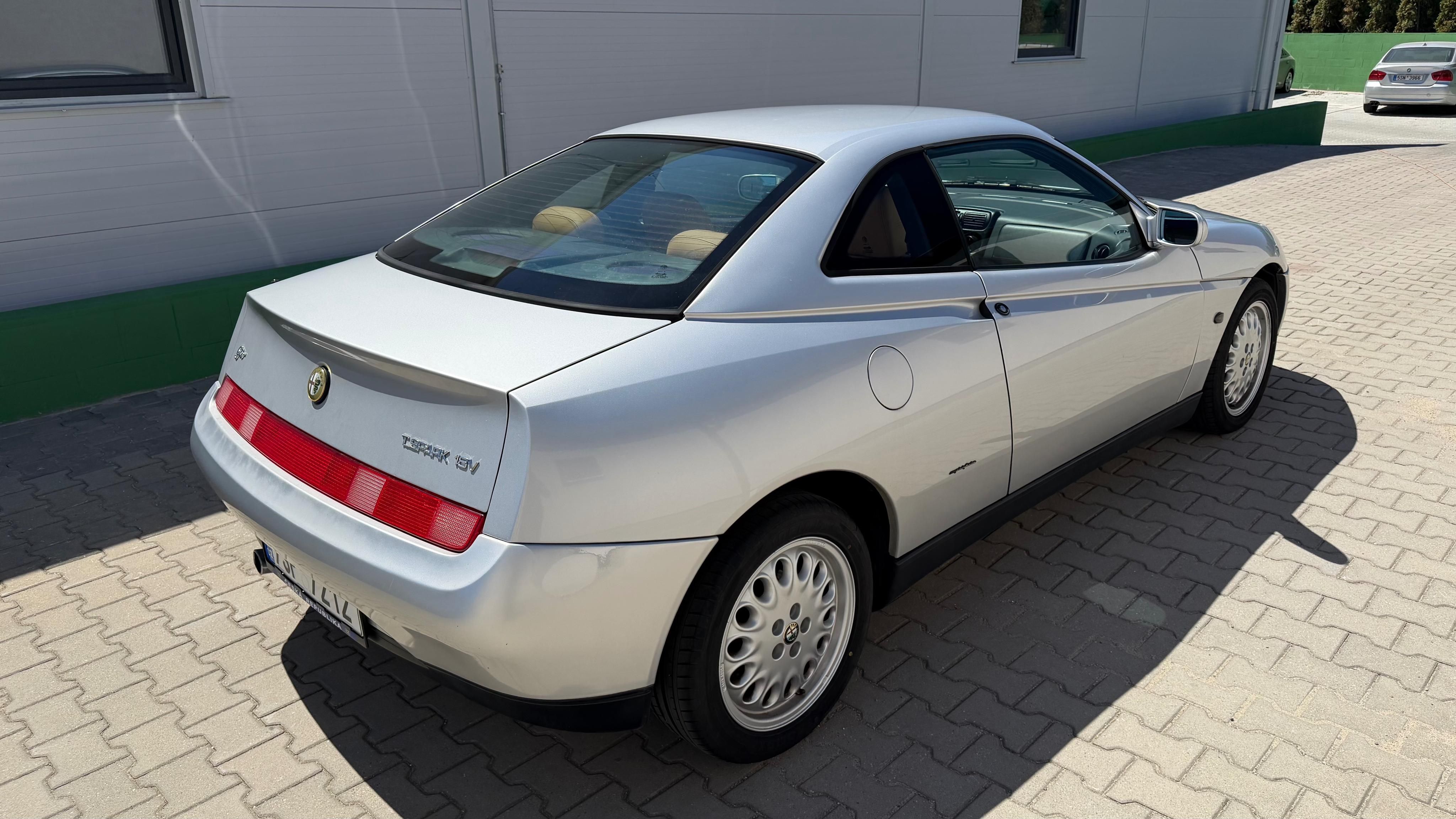 Alfa Romeo GTV, GTV - fotka 3