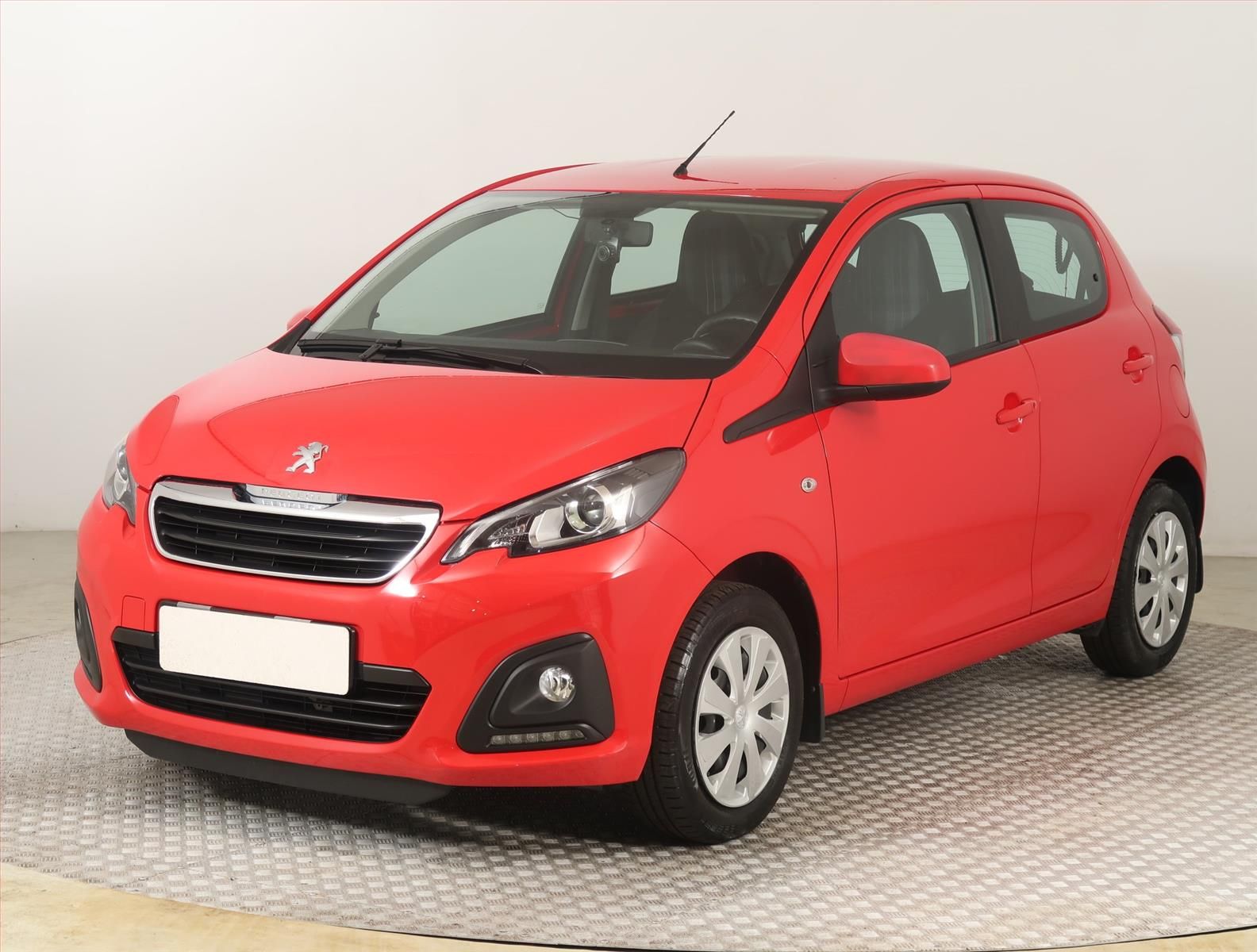 Peugeot 108, 1.0, Klima, El. okna - fotka 2