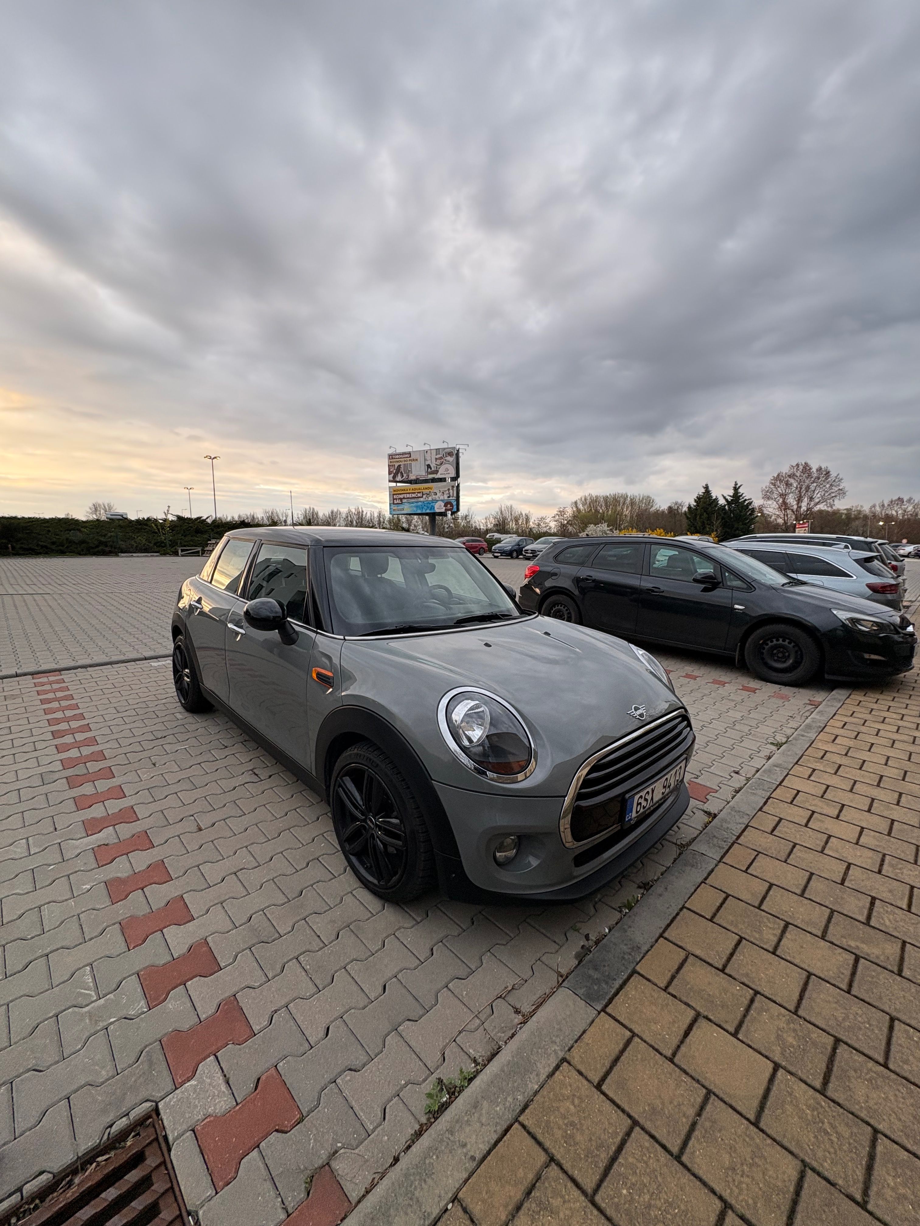 Mini Cooper, jako "nový" - nájezd 60 tis