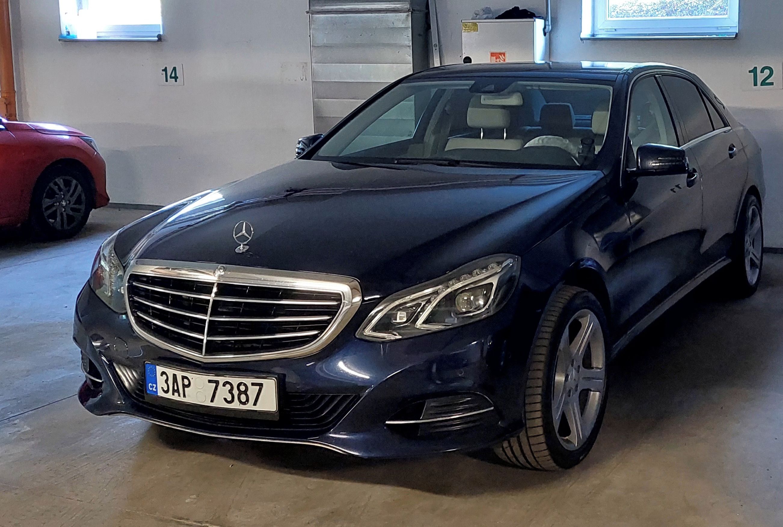 Mercedes-Benz Třídy E, 350 CGI