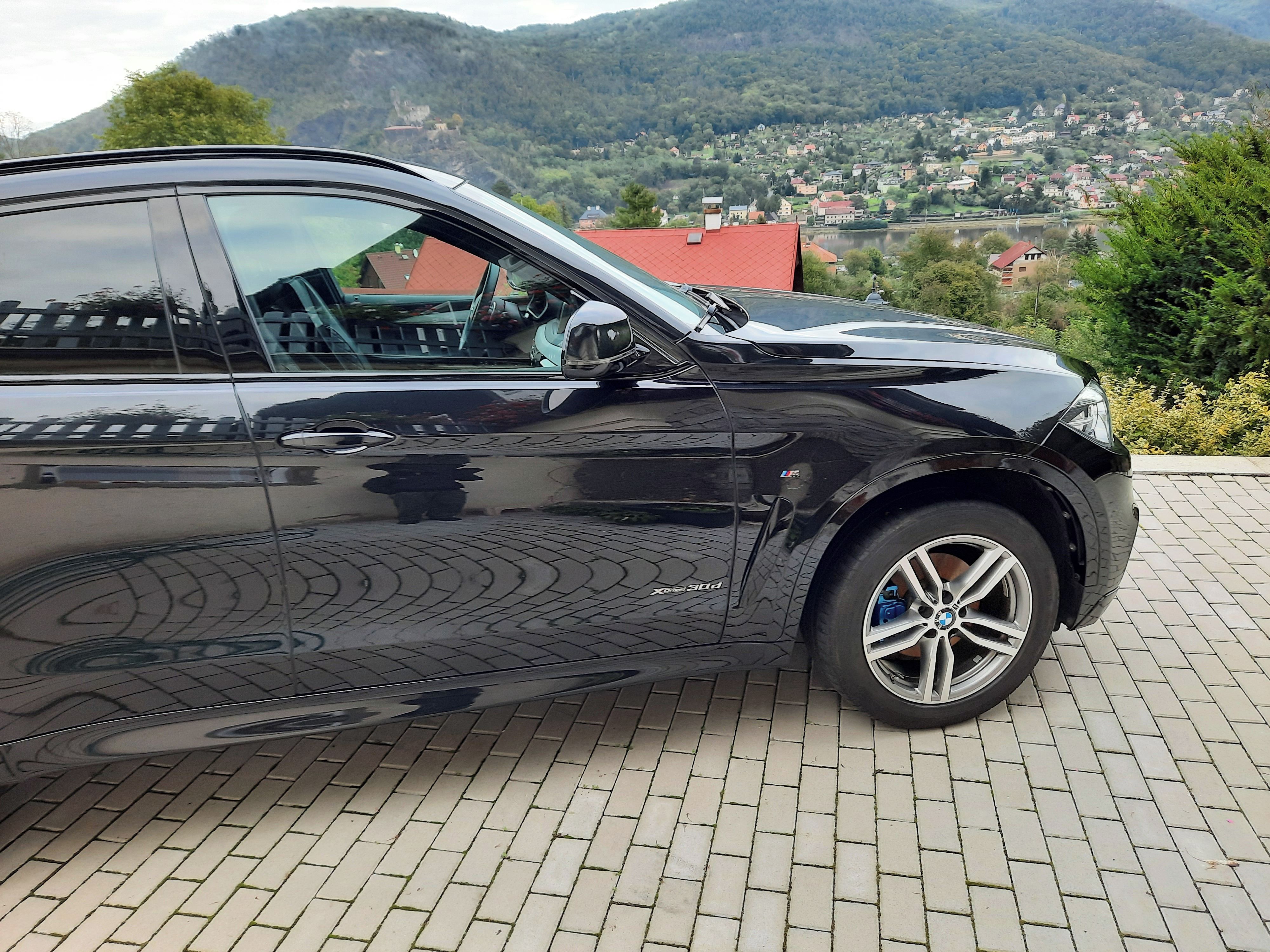 BMW X6, BMW X6 xDrive30d 2017 / 90 000 - fotka 4