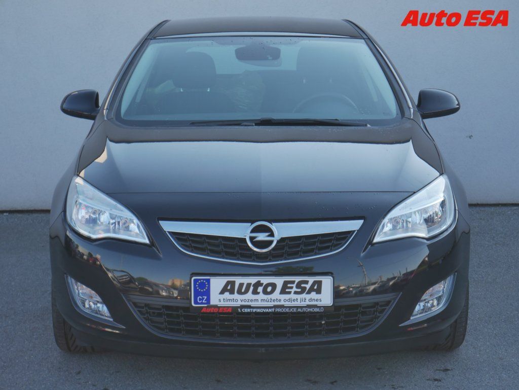 Opel Astra, 1.4i - fotka 2