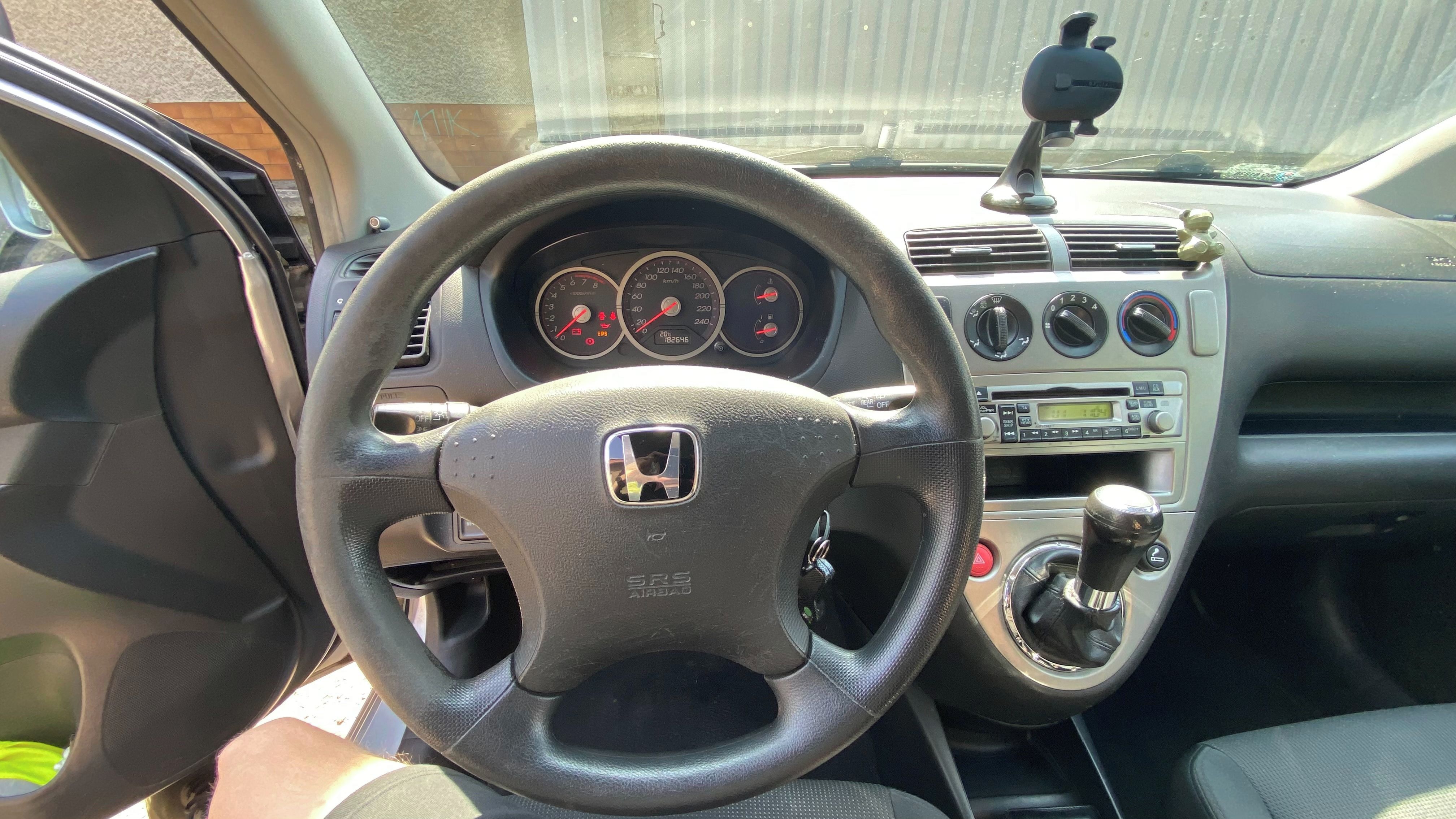 Honda Civic, Honda Civic VII 1.4 66 kW04 - fotka 6