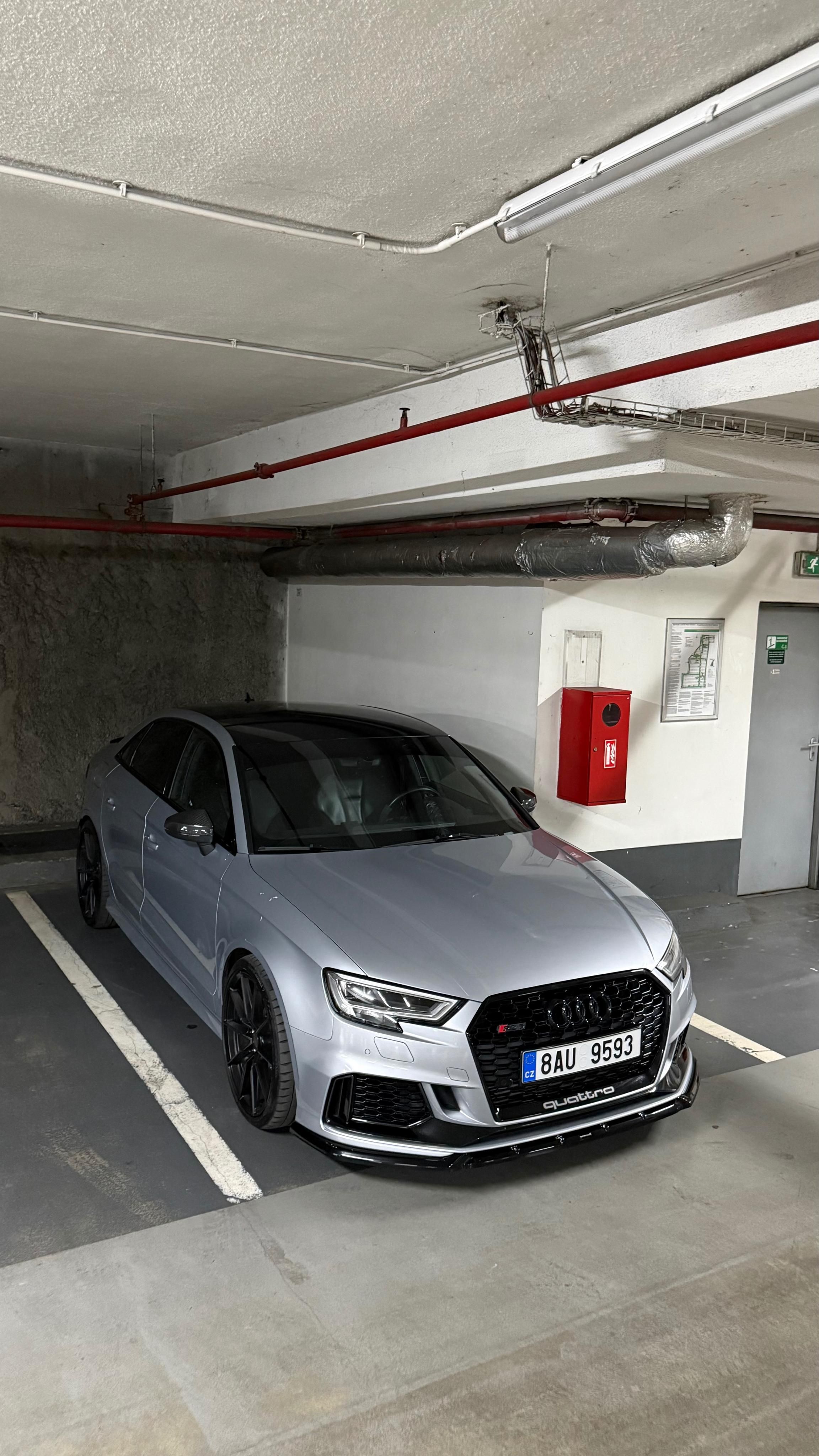 Audi RS3 - fotka 2