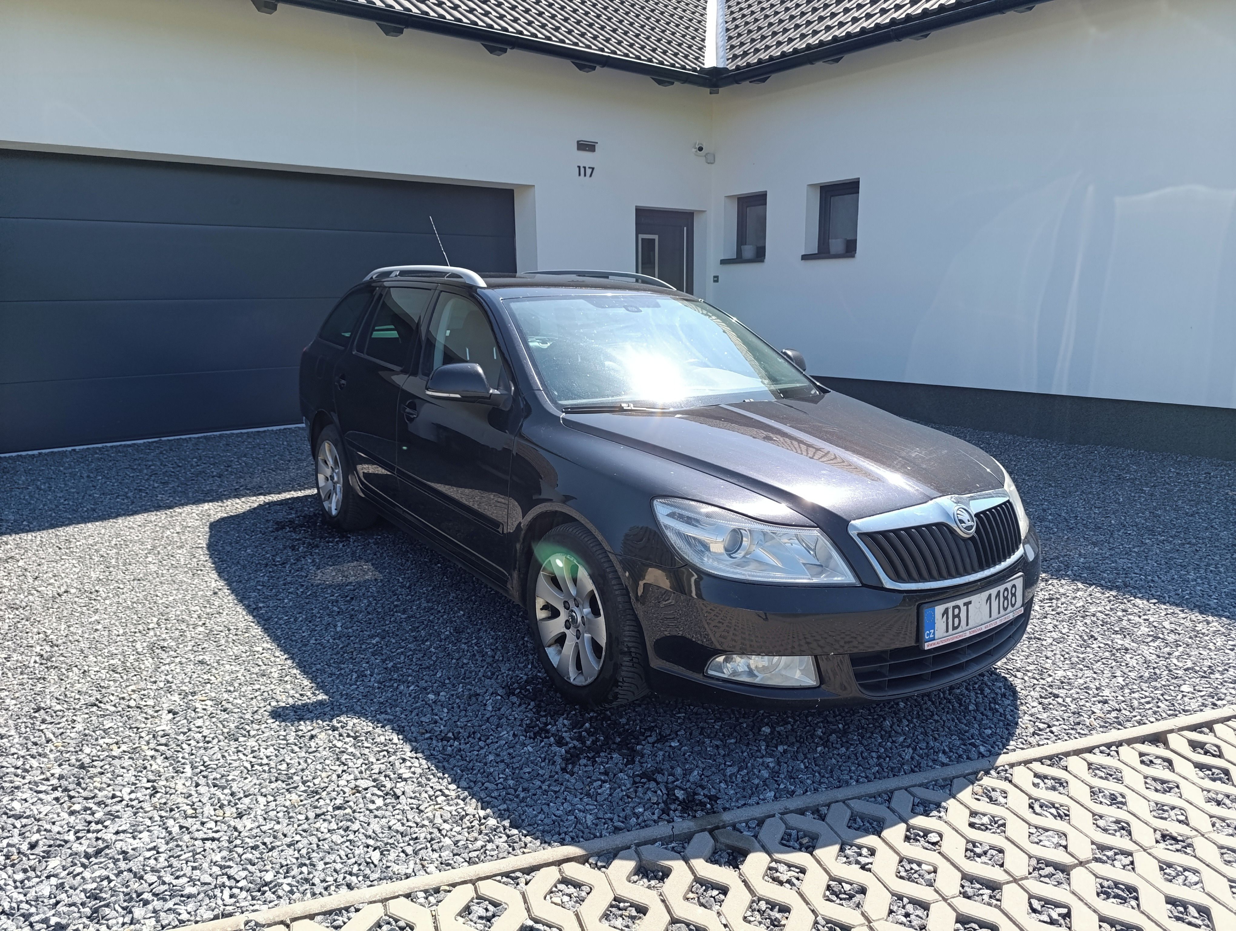 Škoda Octavia, 2.0 TDI - fotka 2