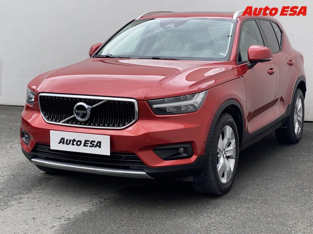 Volvo XC40, 2.0T5 AWD,2.maj,ČR - fotka 3