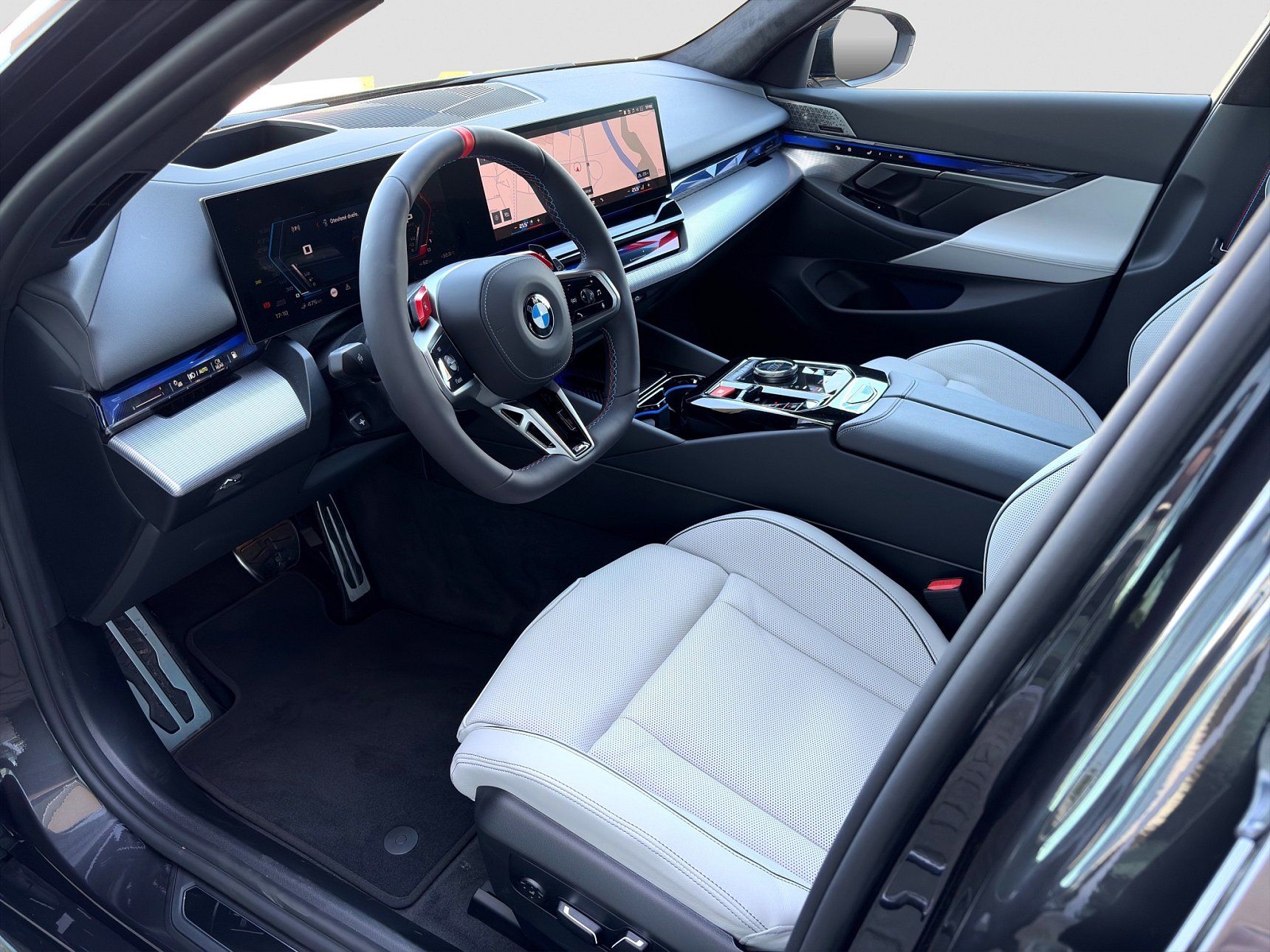 BMW M5 - fotka 5