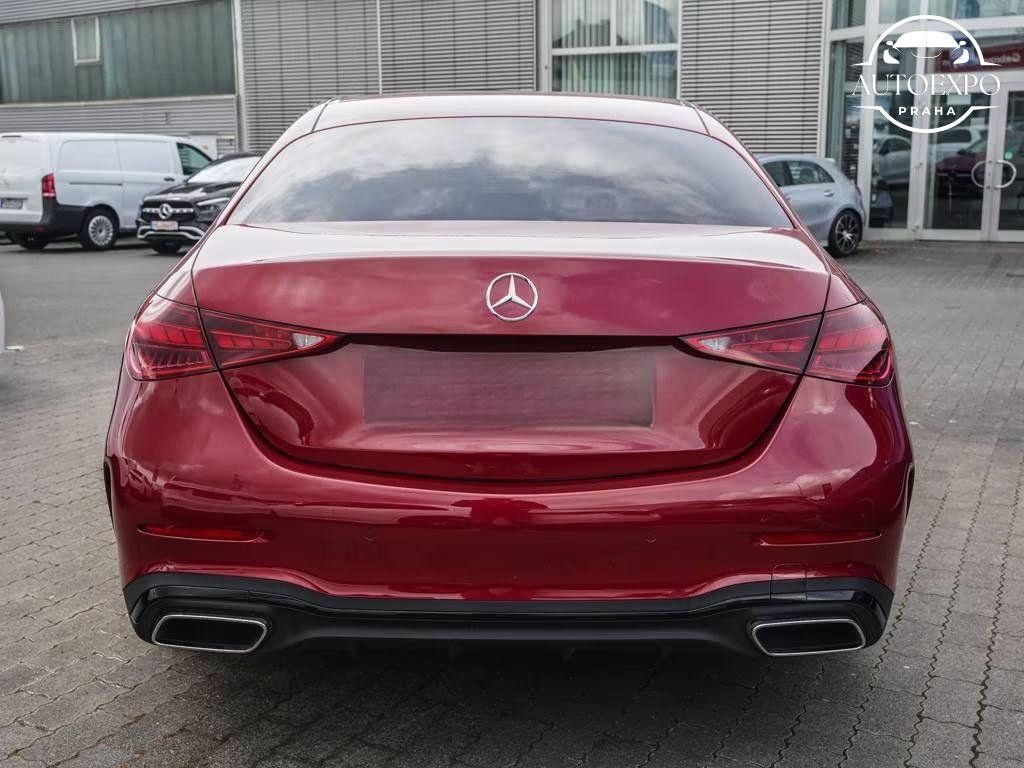 Mercedes-Benz Třídy C, C 300 4Matic AMG - fotka 5