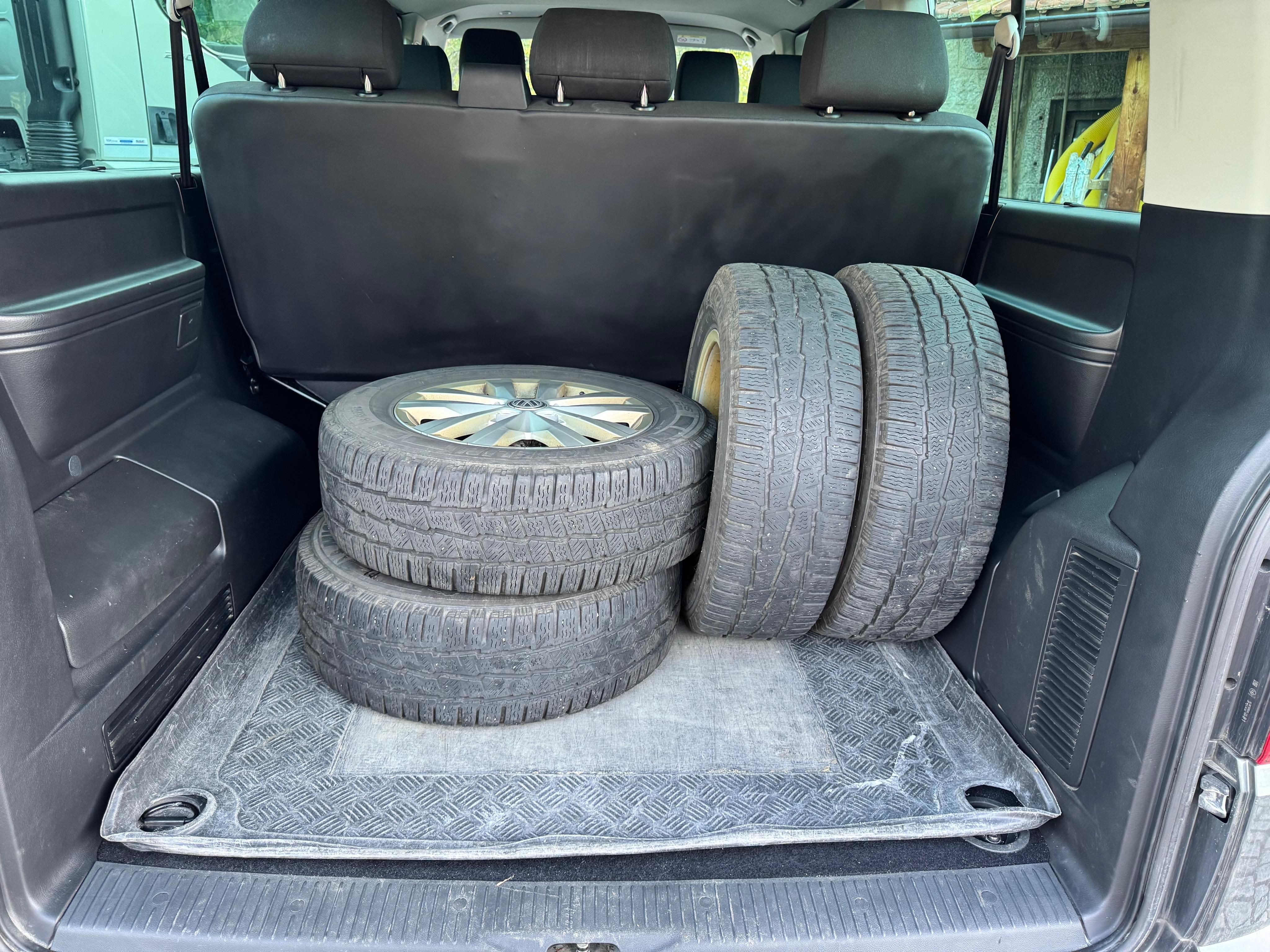 Volkswagen Caravelle, VW Caravelle T6 long - fotka 6