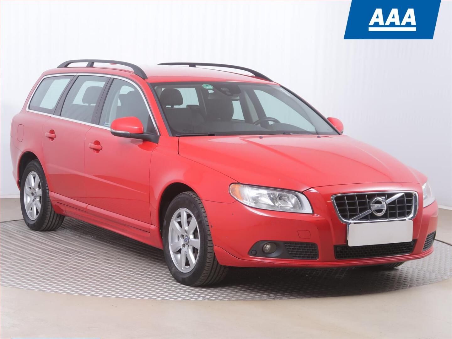 Volvo V70, D5 AWD, NOVÁ CENA, 4X4