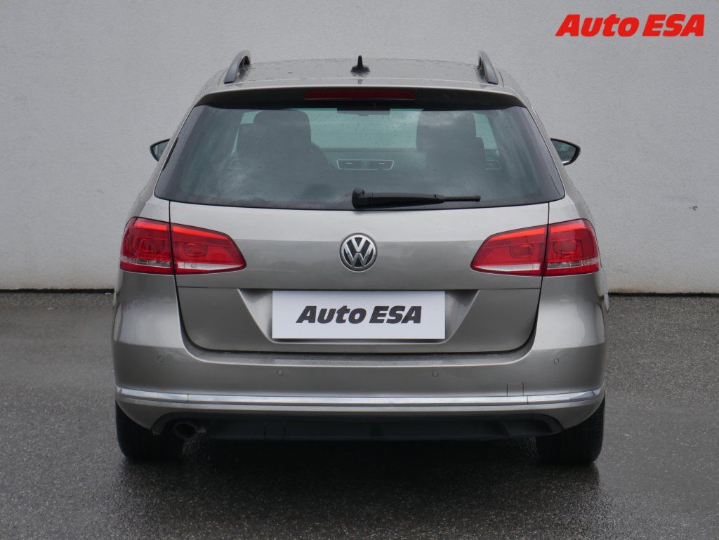 Volkswagen Passat, 1.6TDi - fotka 5