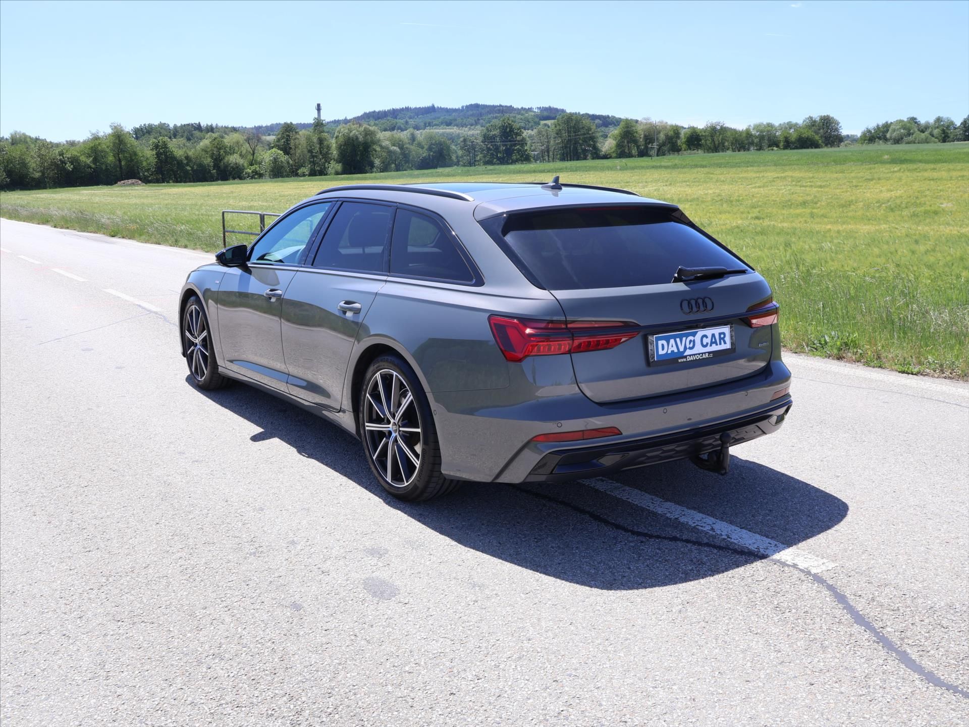Audi A6 Avant, 2,0 40 TDI Quattro S-Line DPH - fotka 5