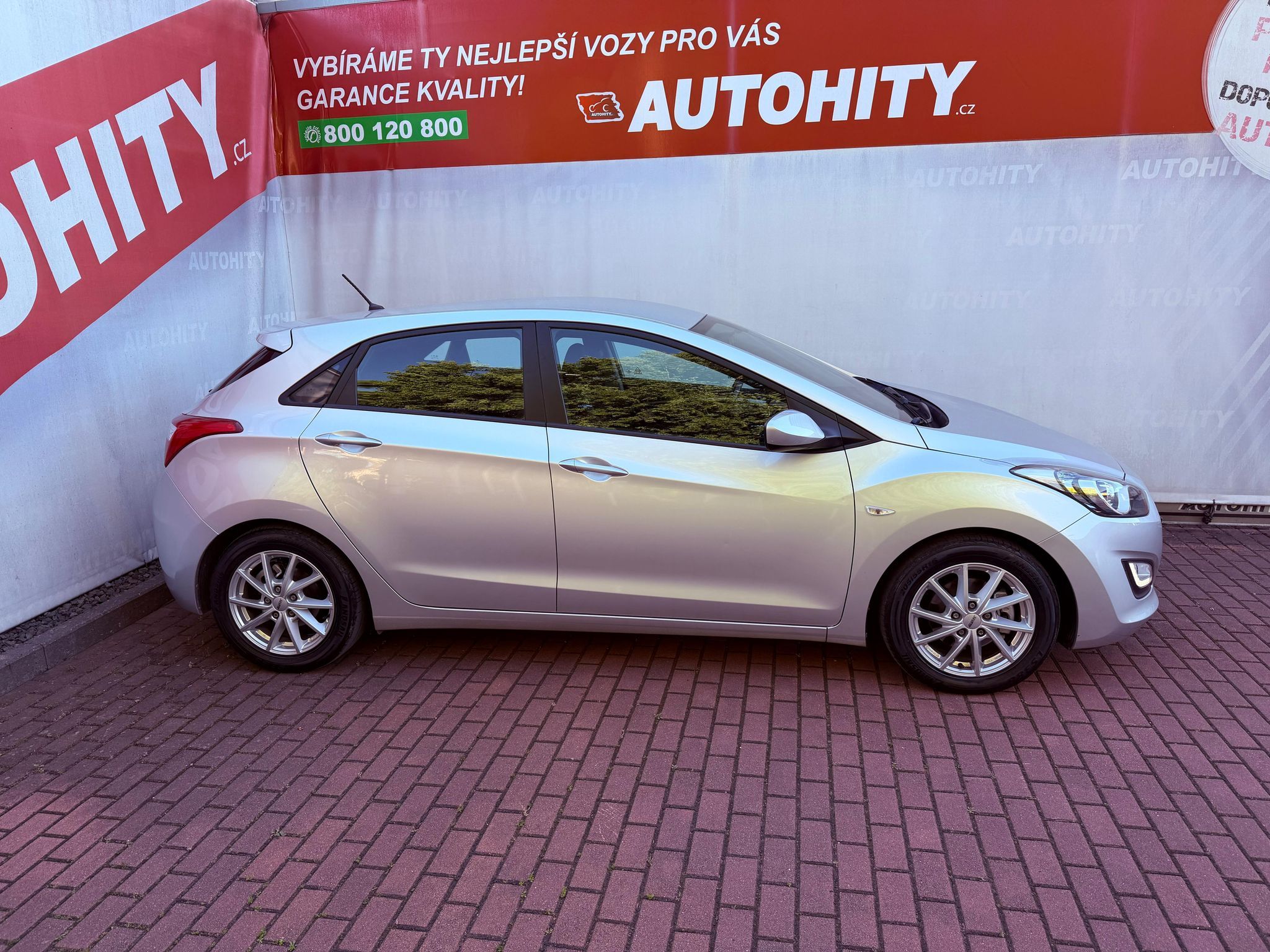 Hyundai i30, 1.4 CVVT Trikolor, ČR - fotka 5
