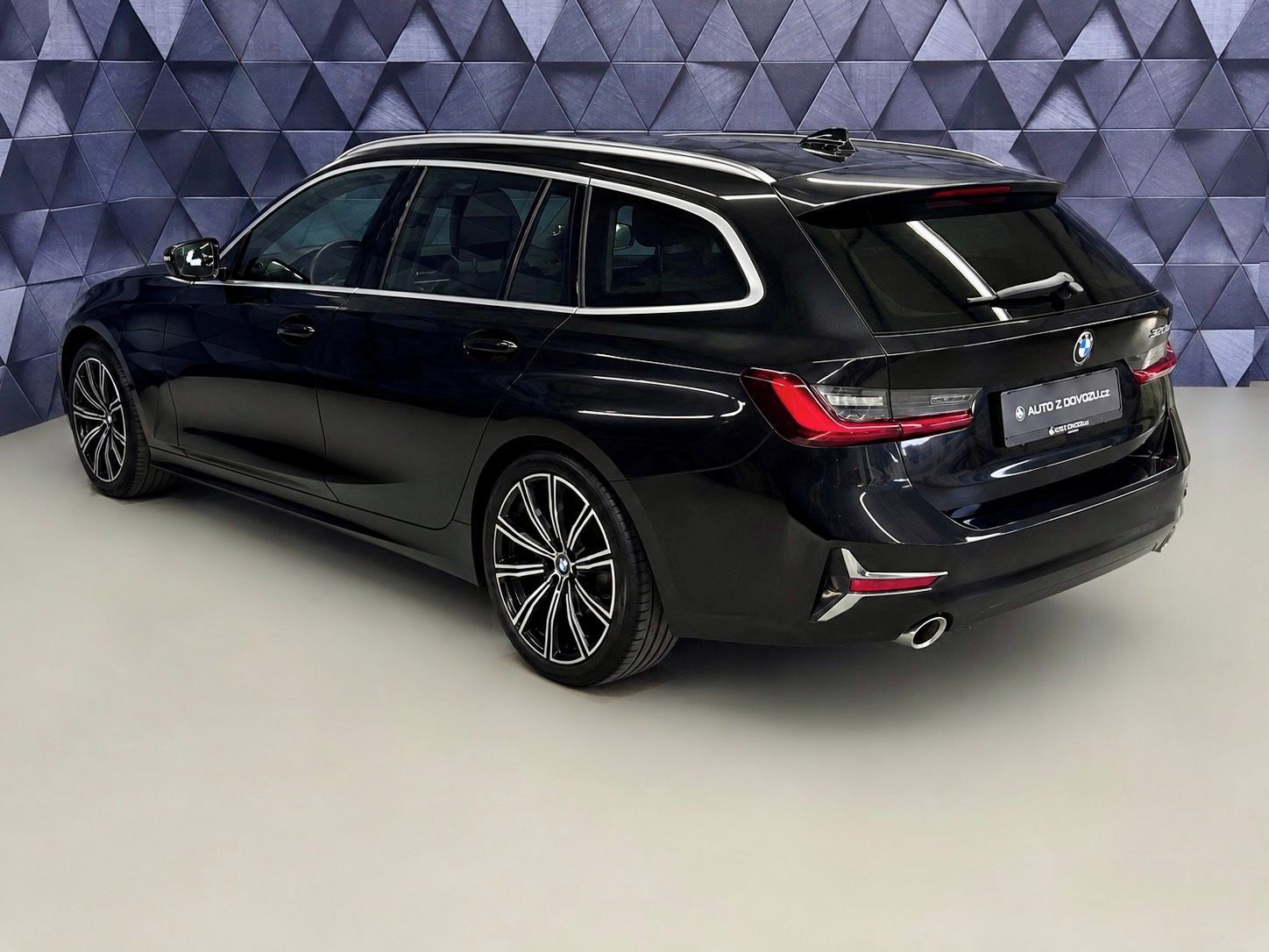 BMW Řada 3, d xDrive LUXURY LINE, PANORAMA - fotka 5
